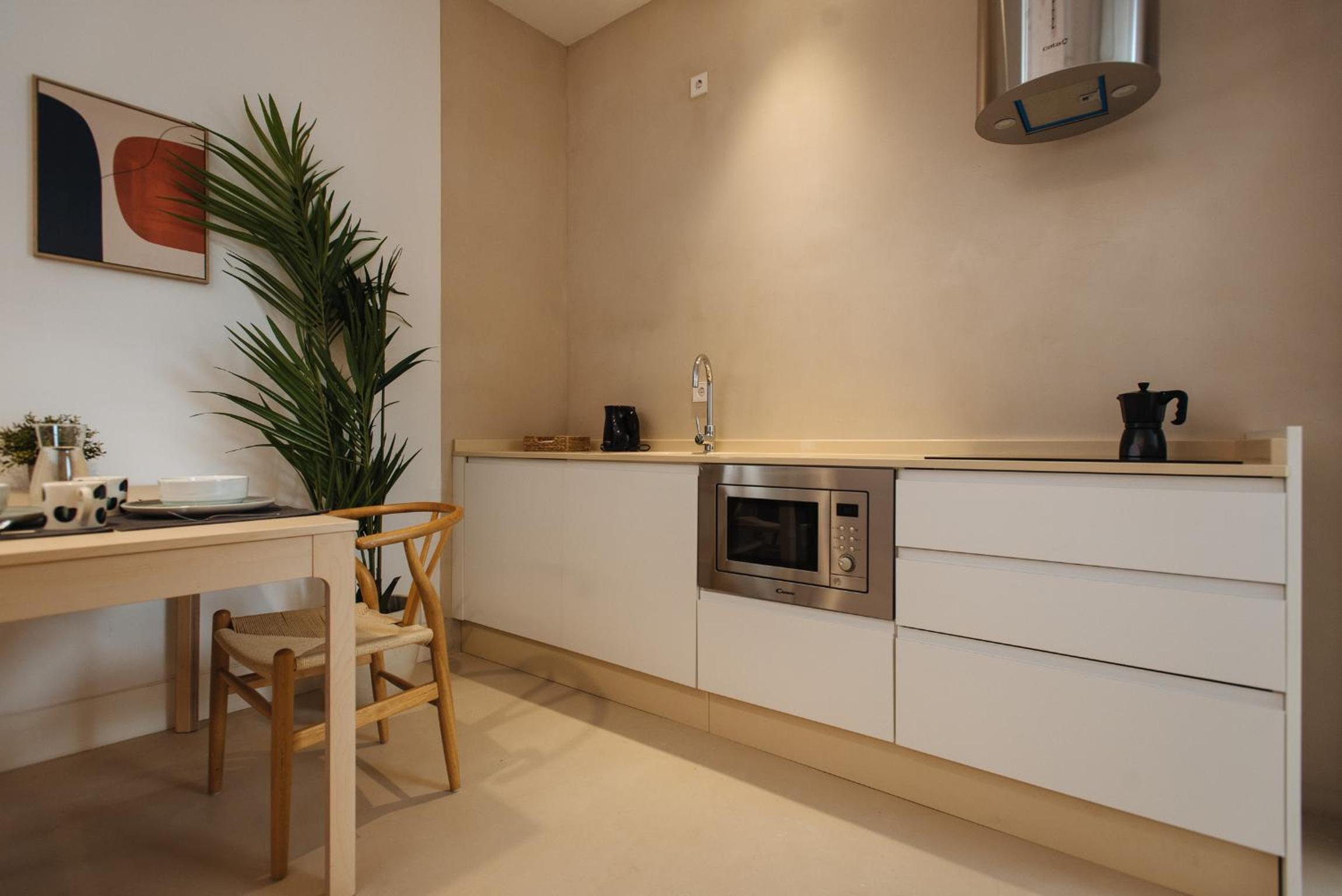 One-Bedroom Apartment - Photo 26