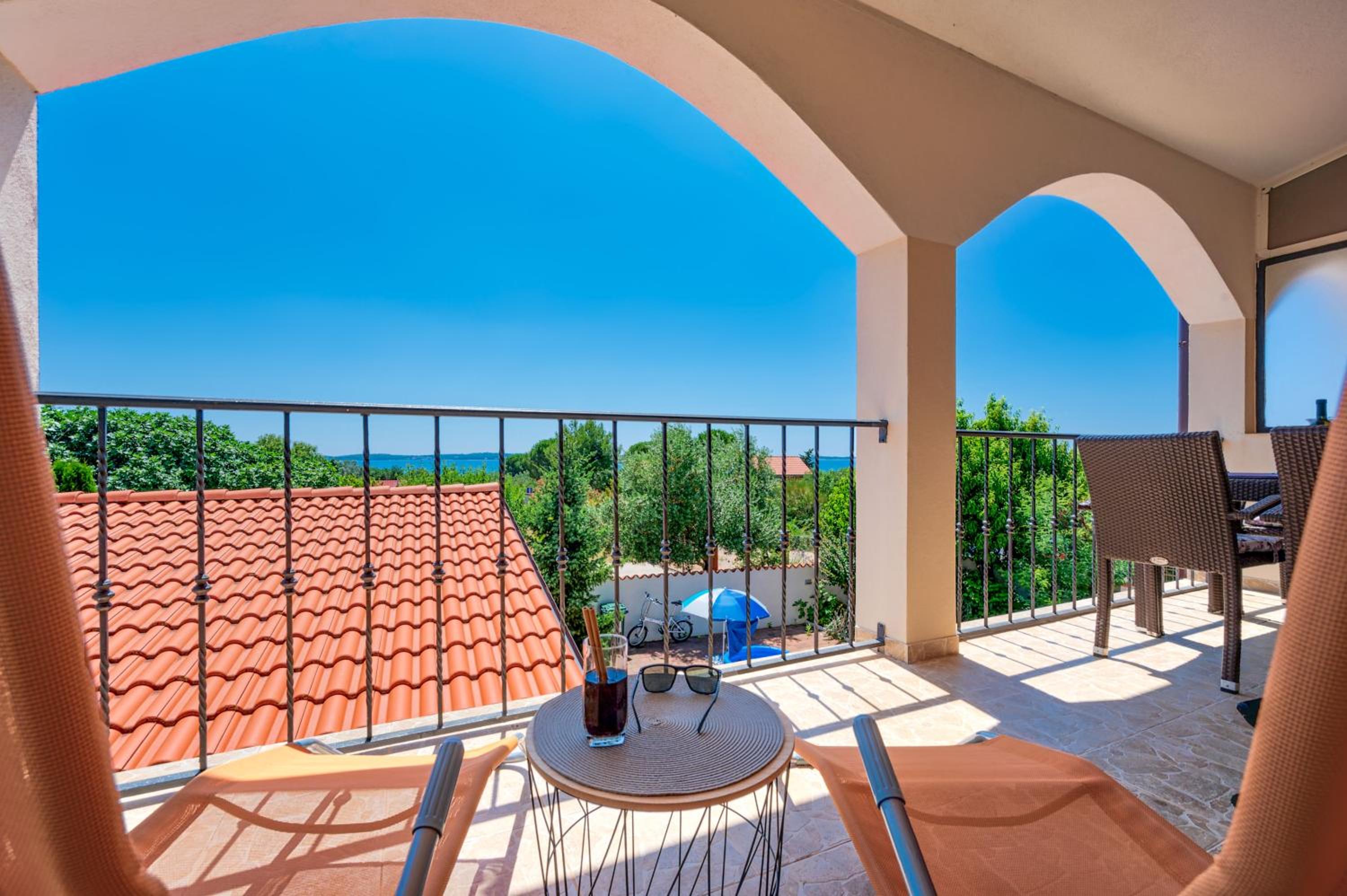 Apartment with a sea view -Vanga photo 2