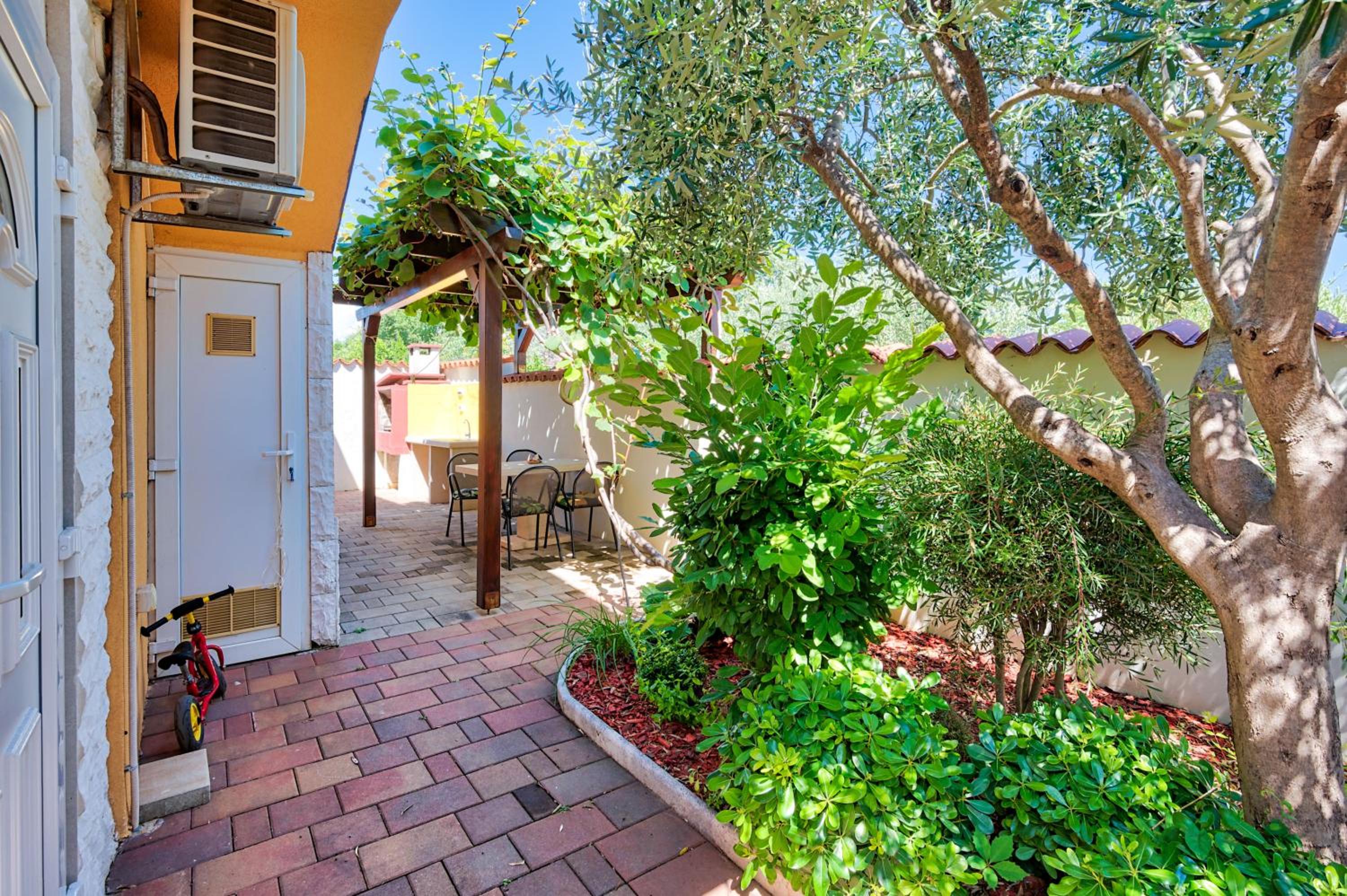 Apartment with a sea view -Vanga photo 3