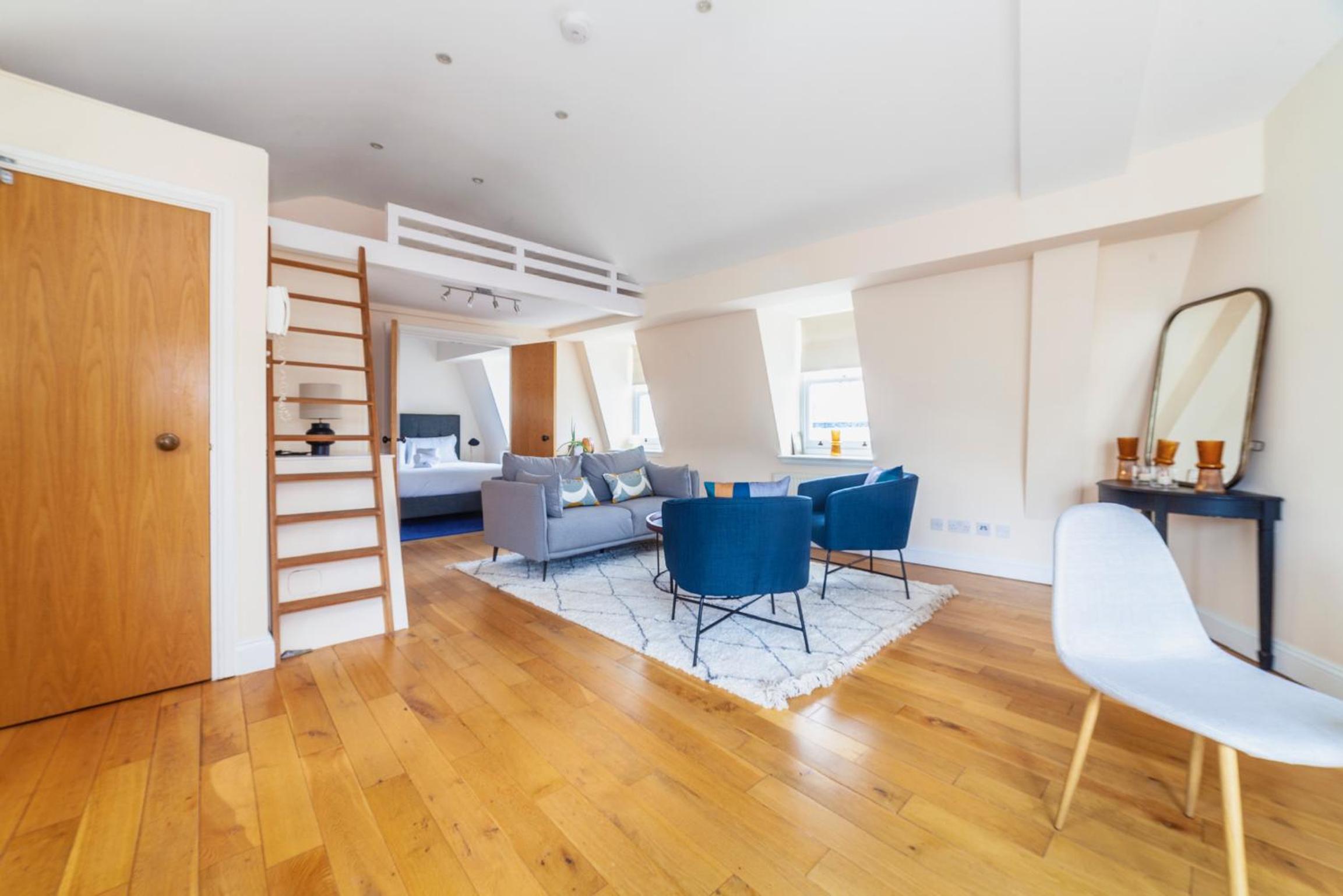 Studio Apartment photo 3