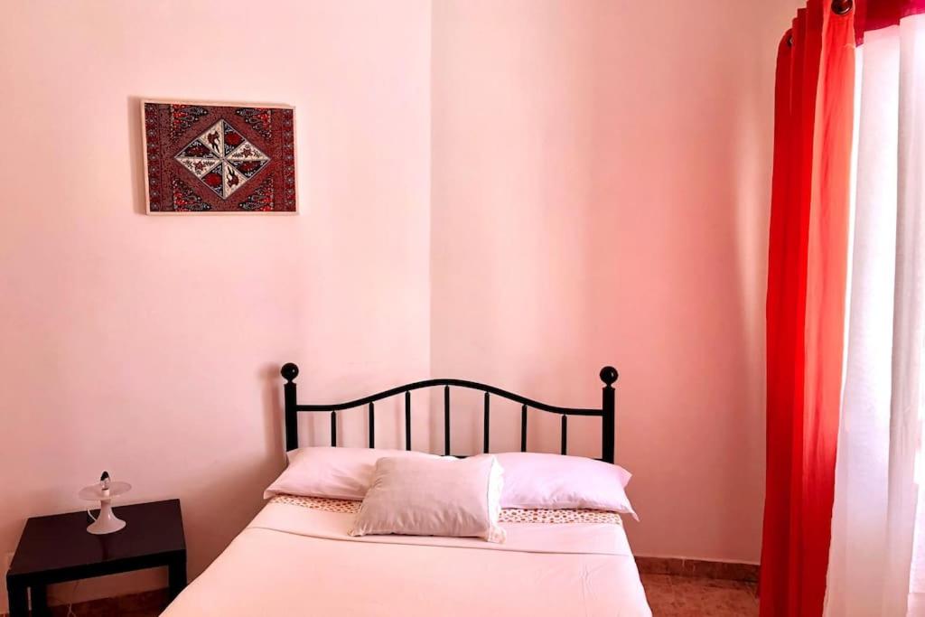 Four-Bedroom House photo 1
