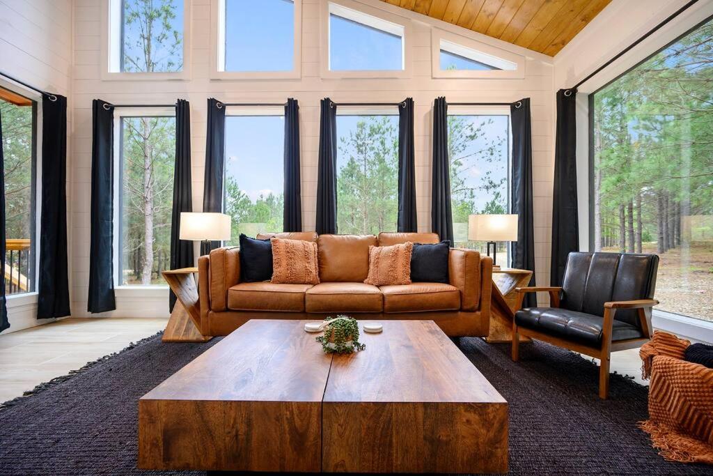 One-Bedroom House photo 2