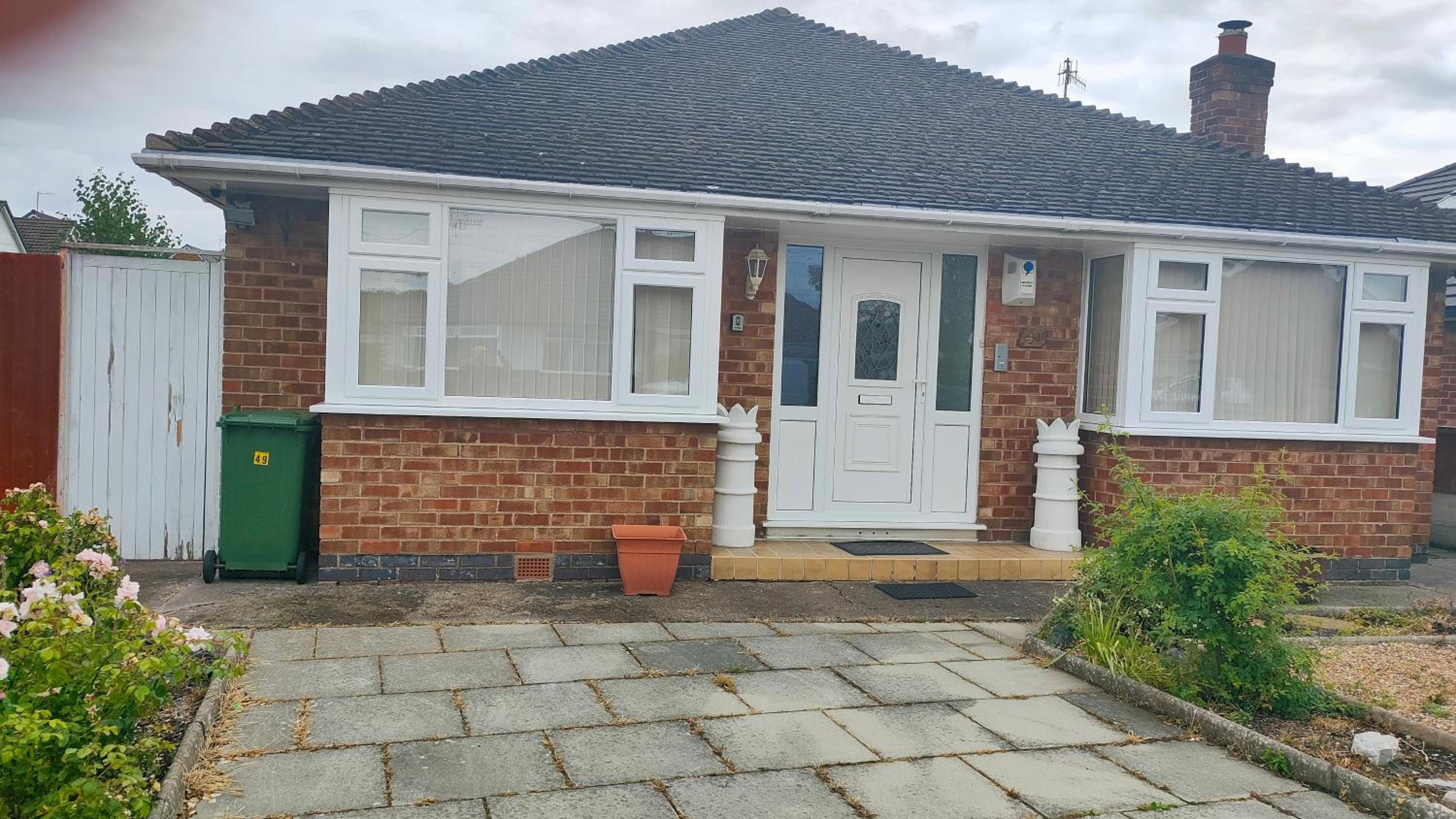 Two-Bedroom House photo 3