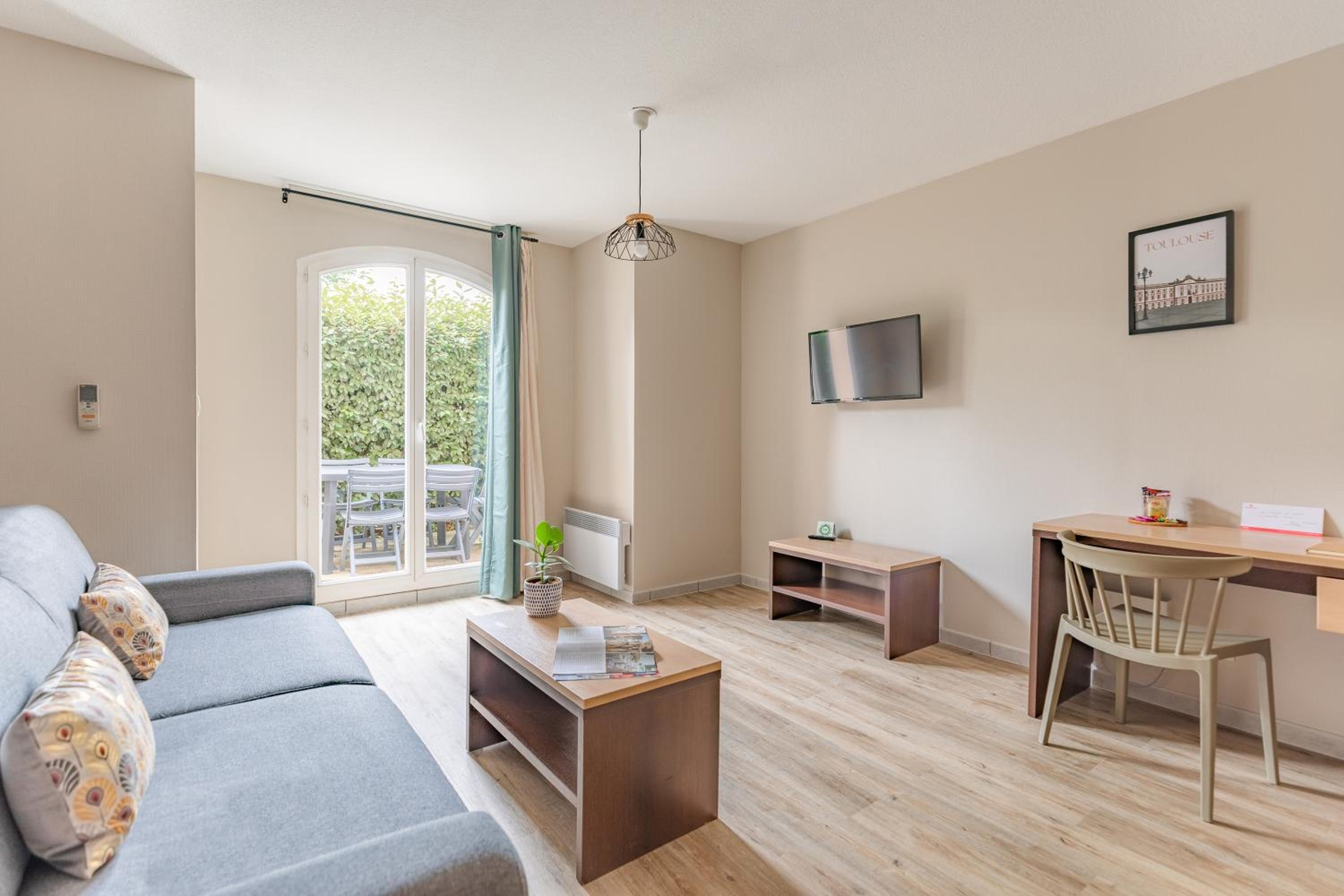 Two-Bedroom Apartment - Photo 7