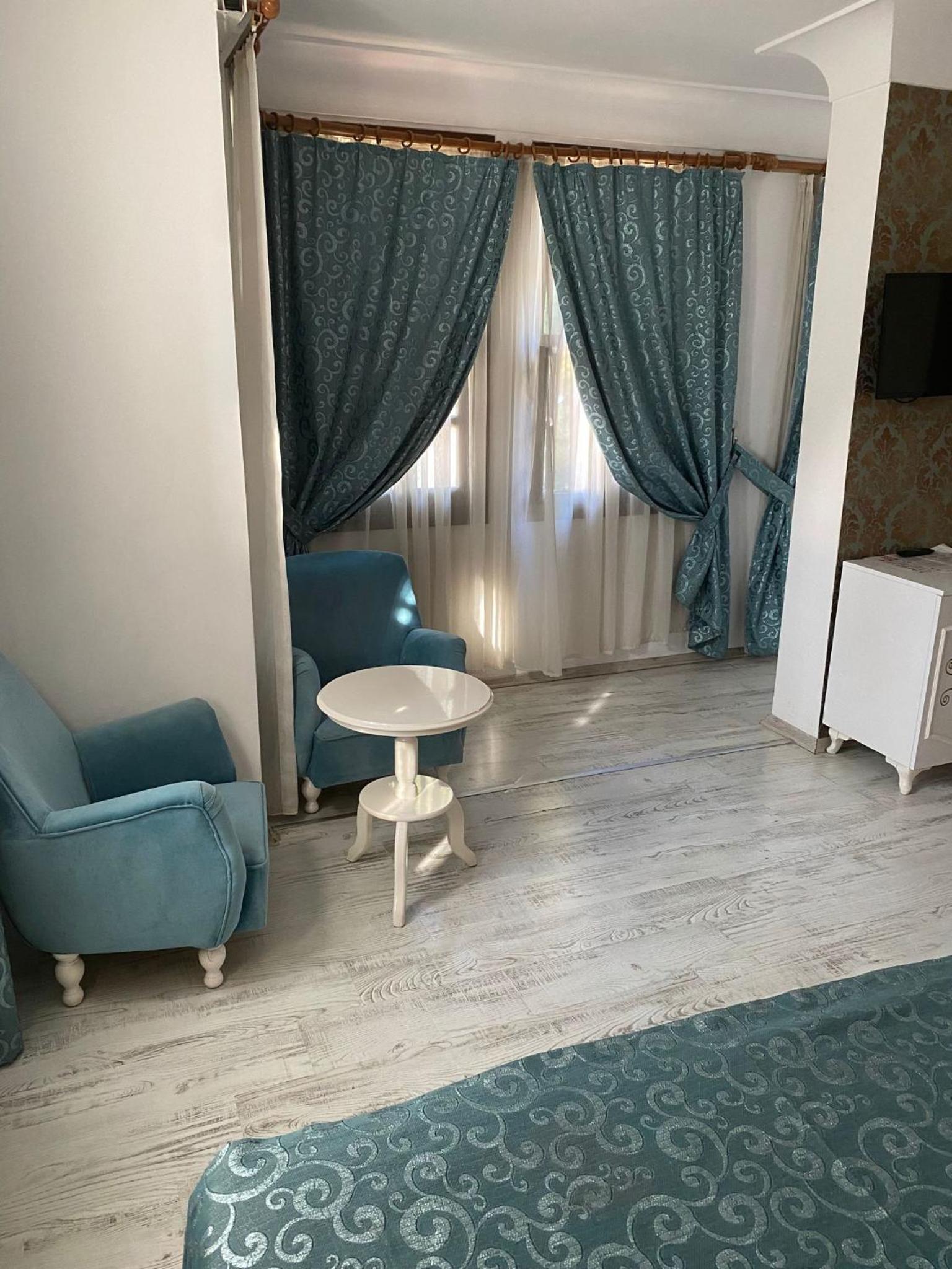 Deluxe Room with City View