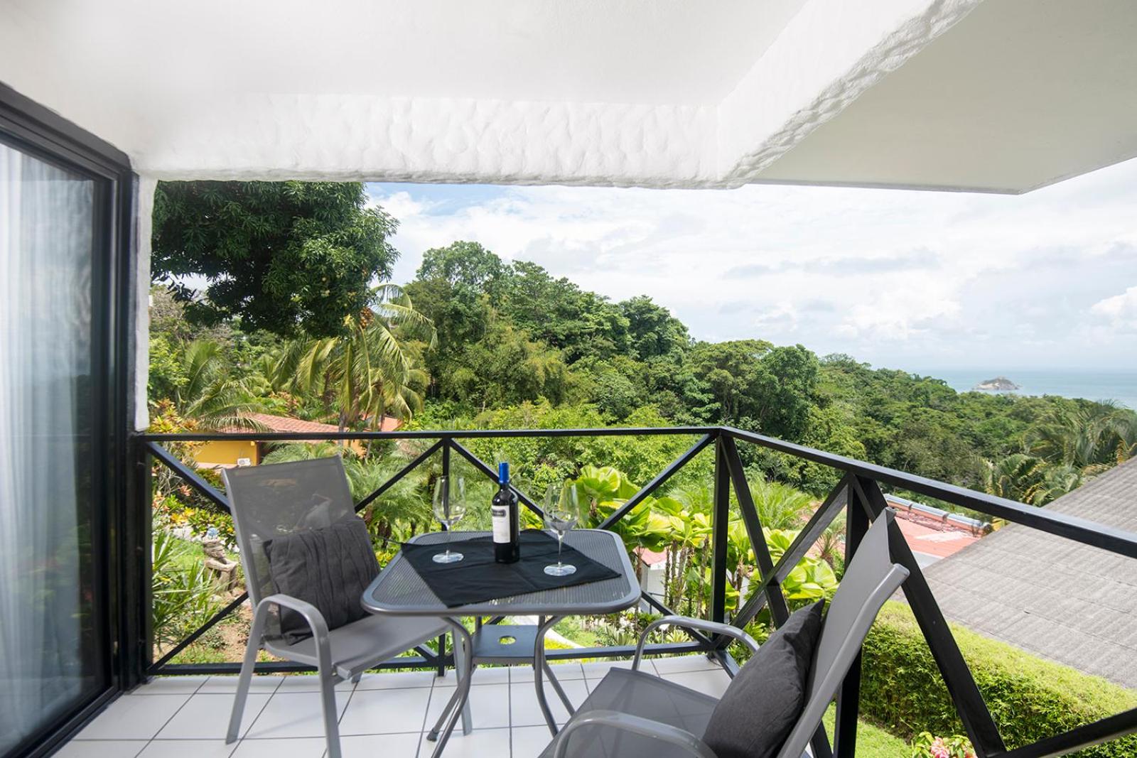 Deluxe Room with Ocean View Private Balcony  - Photo 5