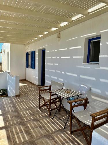 Superior Triple Room with Sea View photo 1