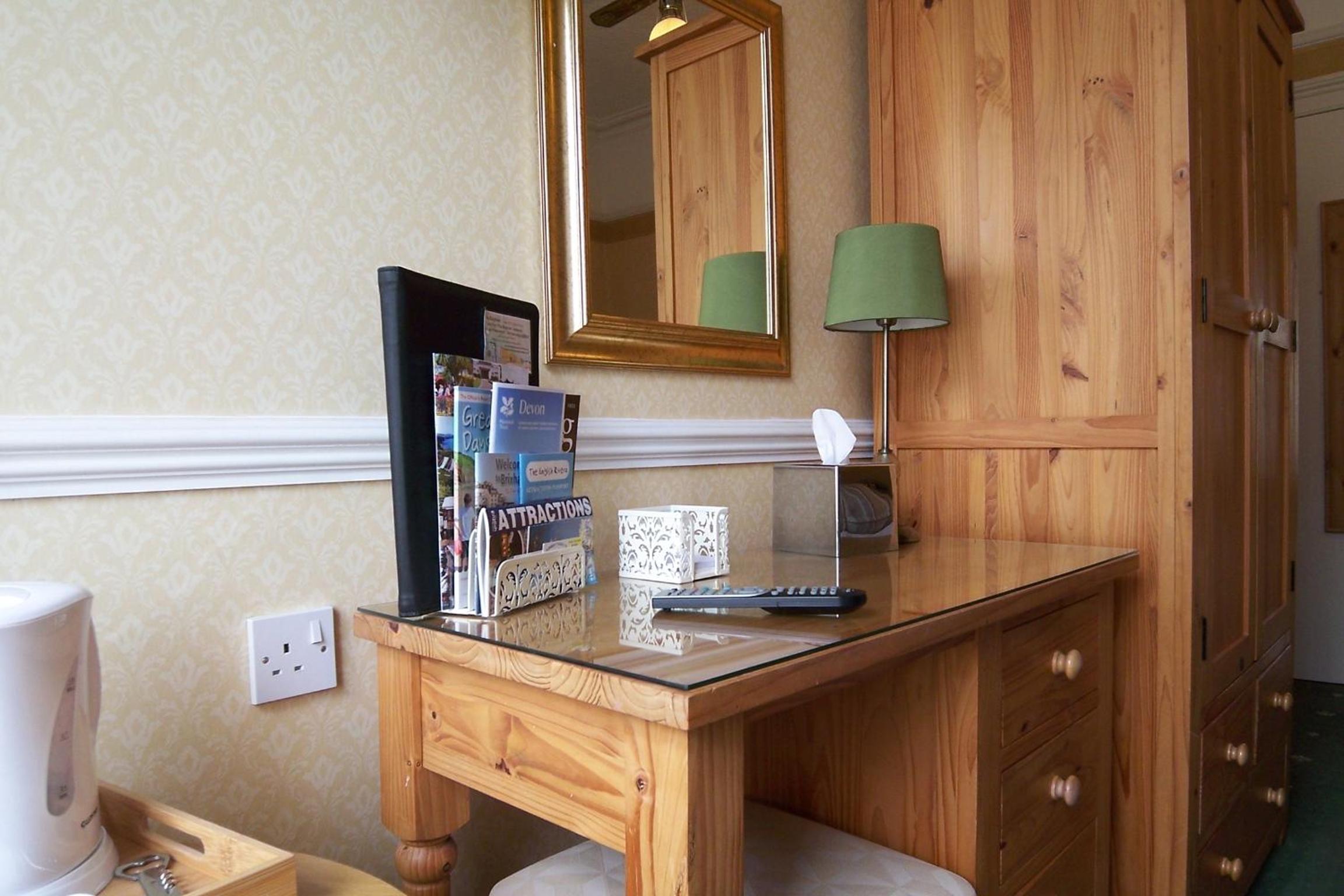 Standard Double Room photo 2