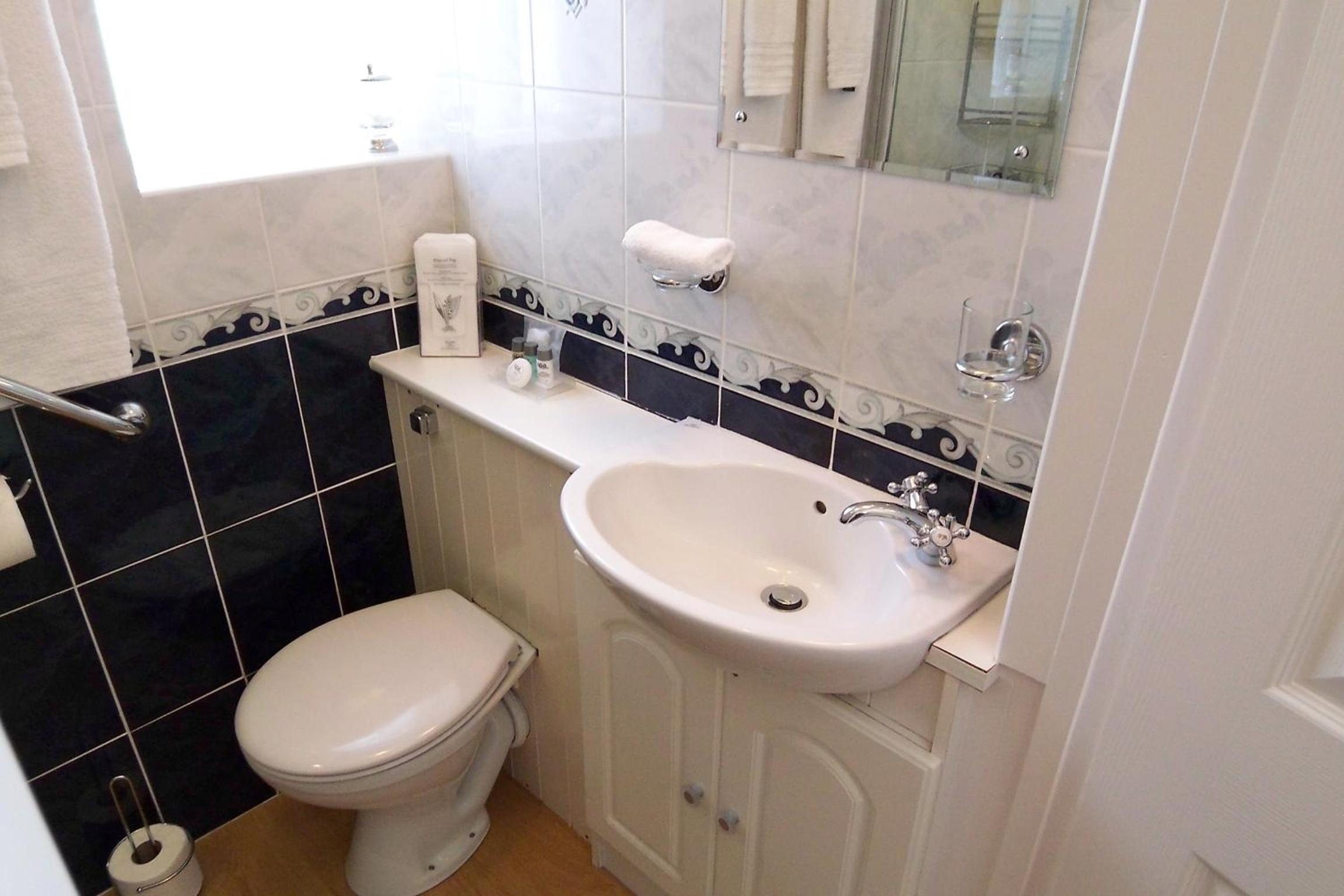 Superior Ground Floor Double/Twin photo 3