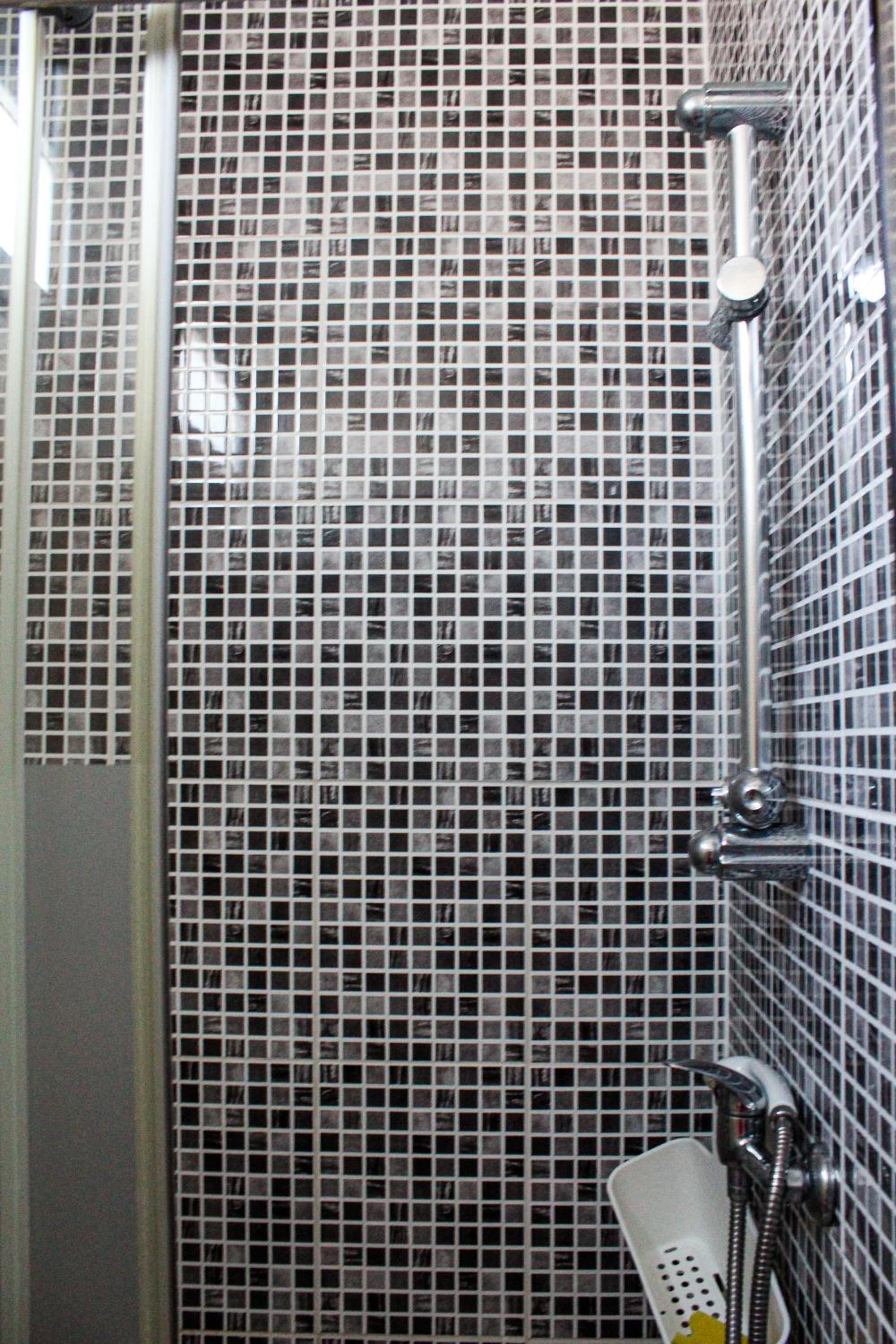 Four-Bedroom House photo 3