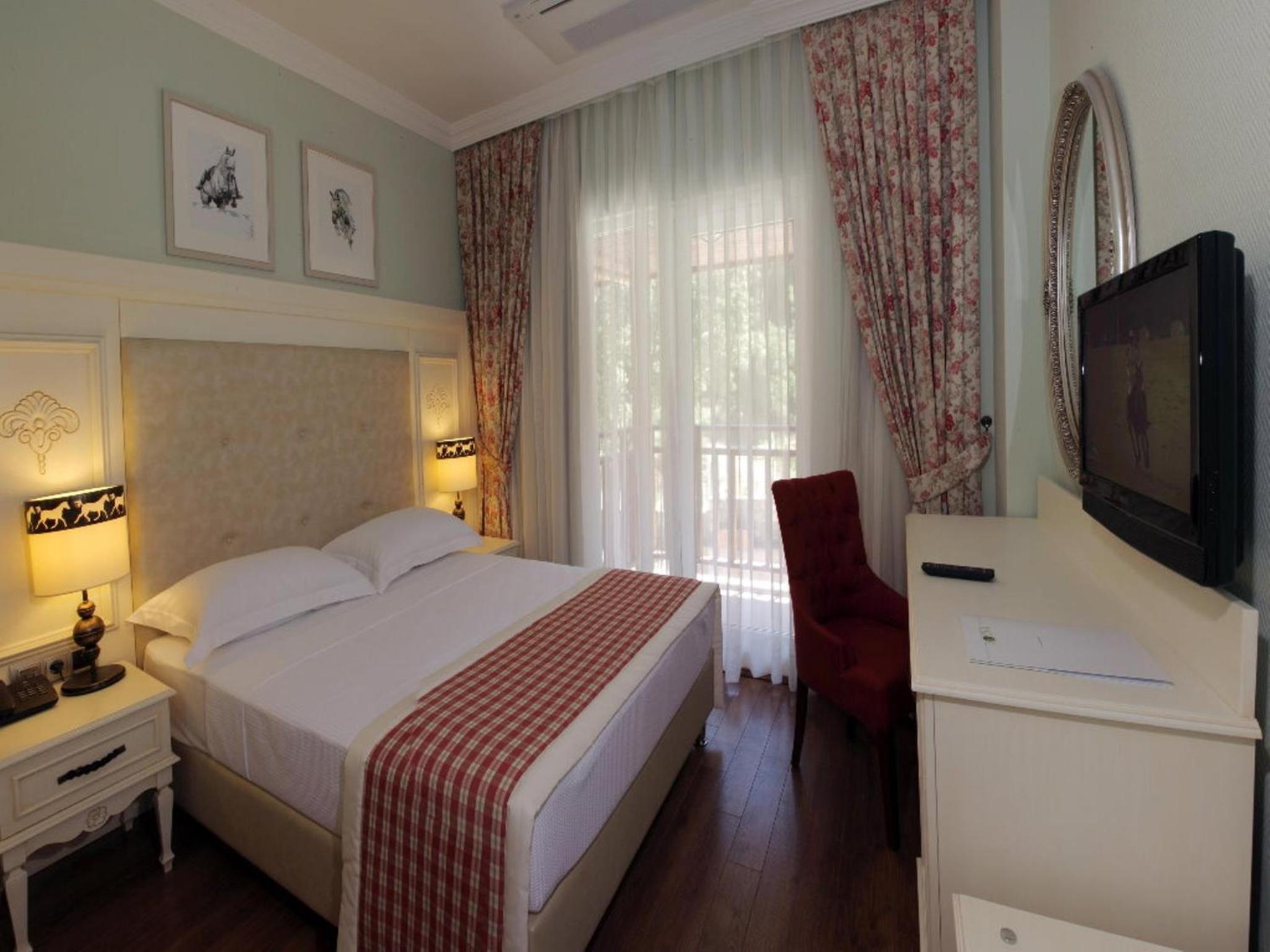 Standard Double Room photo 1