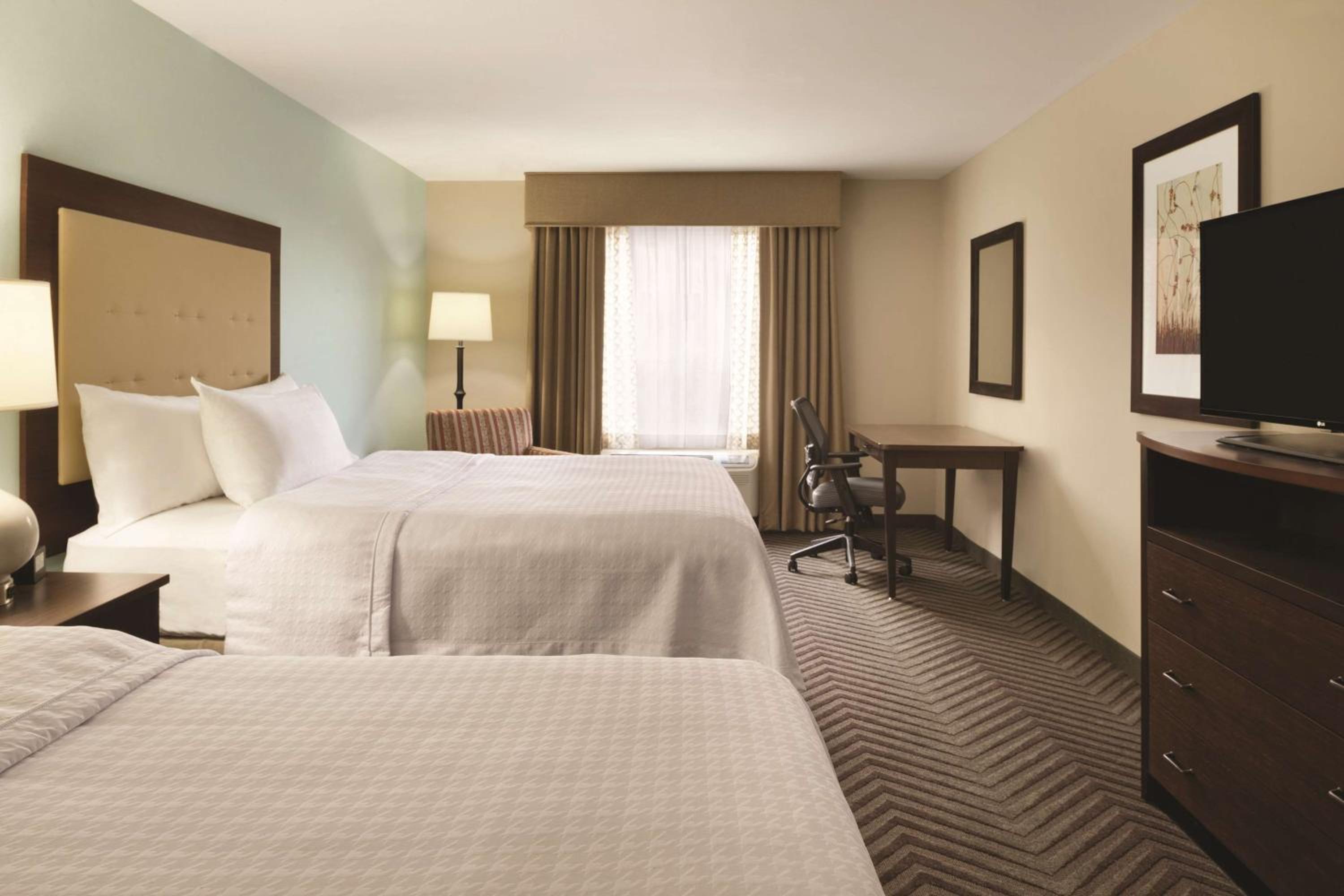 Two-Bedroom Suite - Non-Smoking