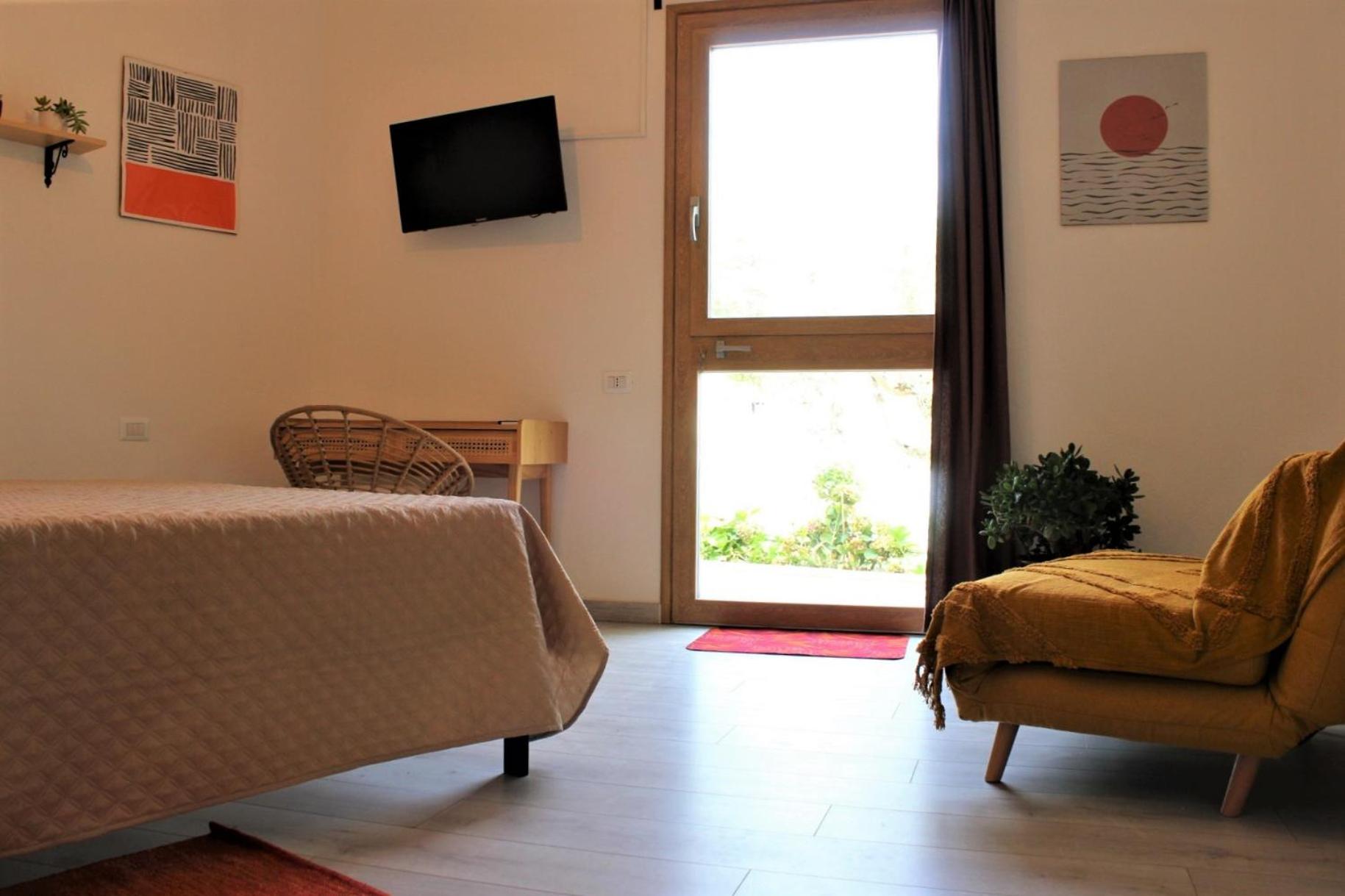 Triple Room with Private Bathroom