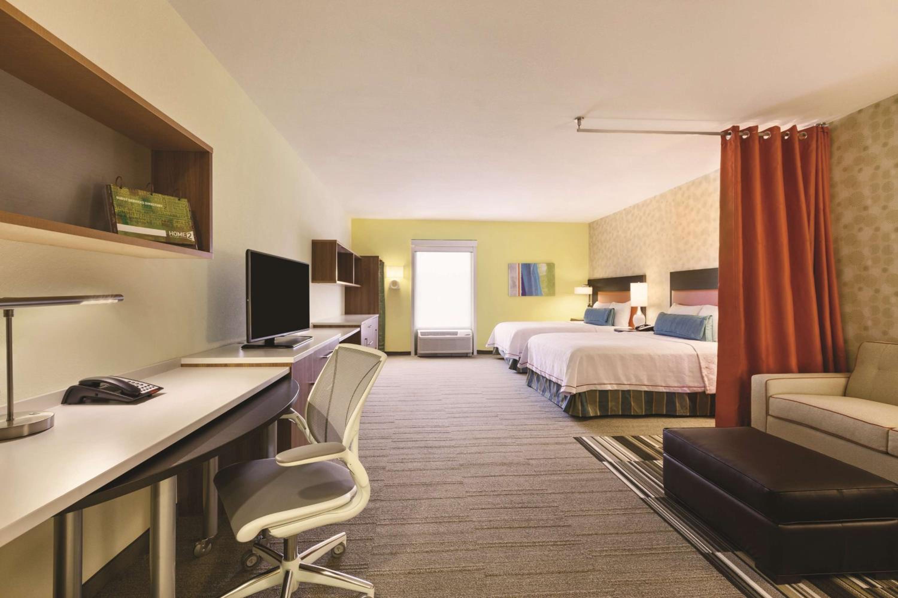 Queen Studio with Two Queen Beds - Mobility Access/Non-Smoking photo 1