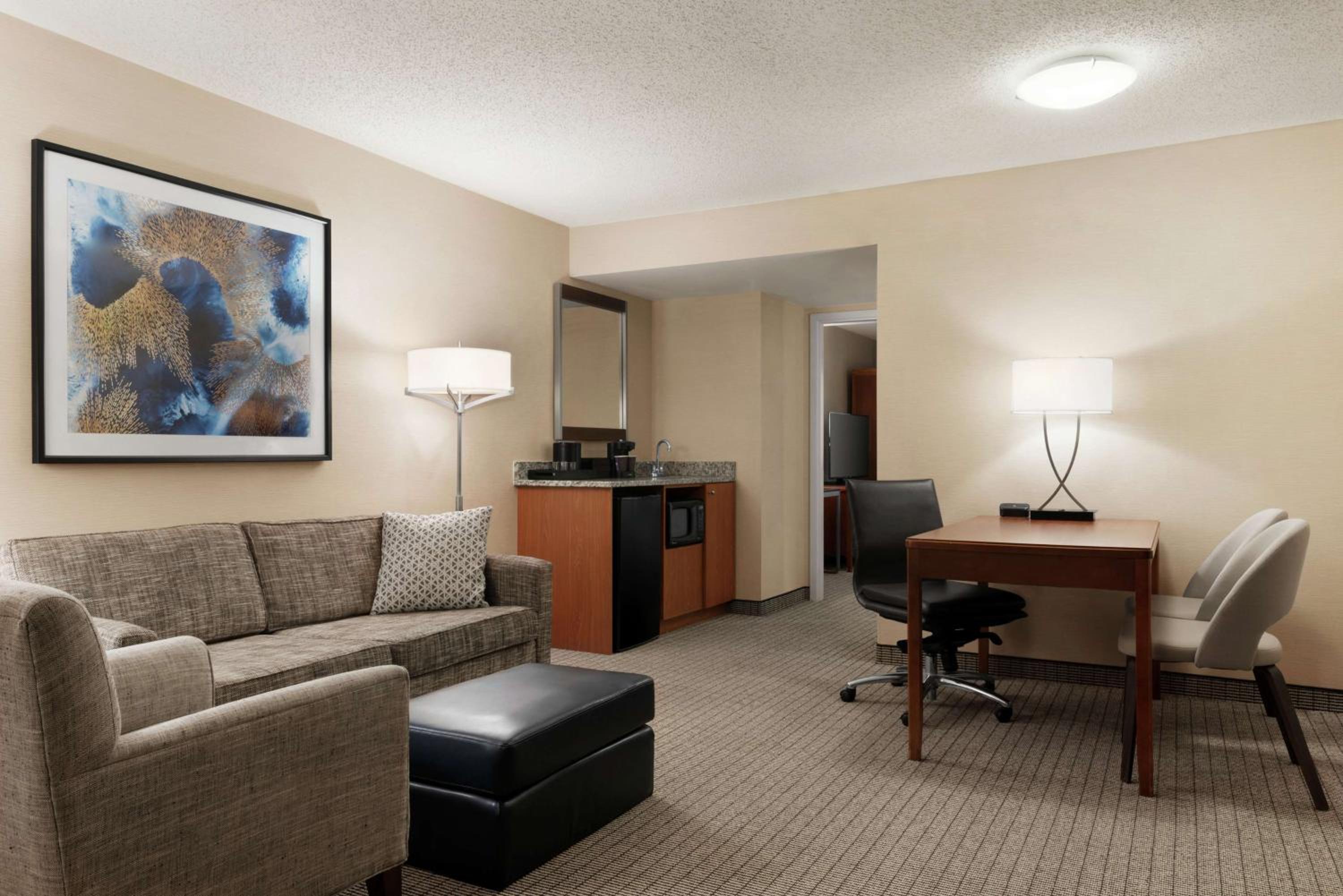 King Suite - Photo 1