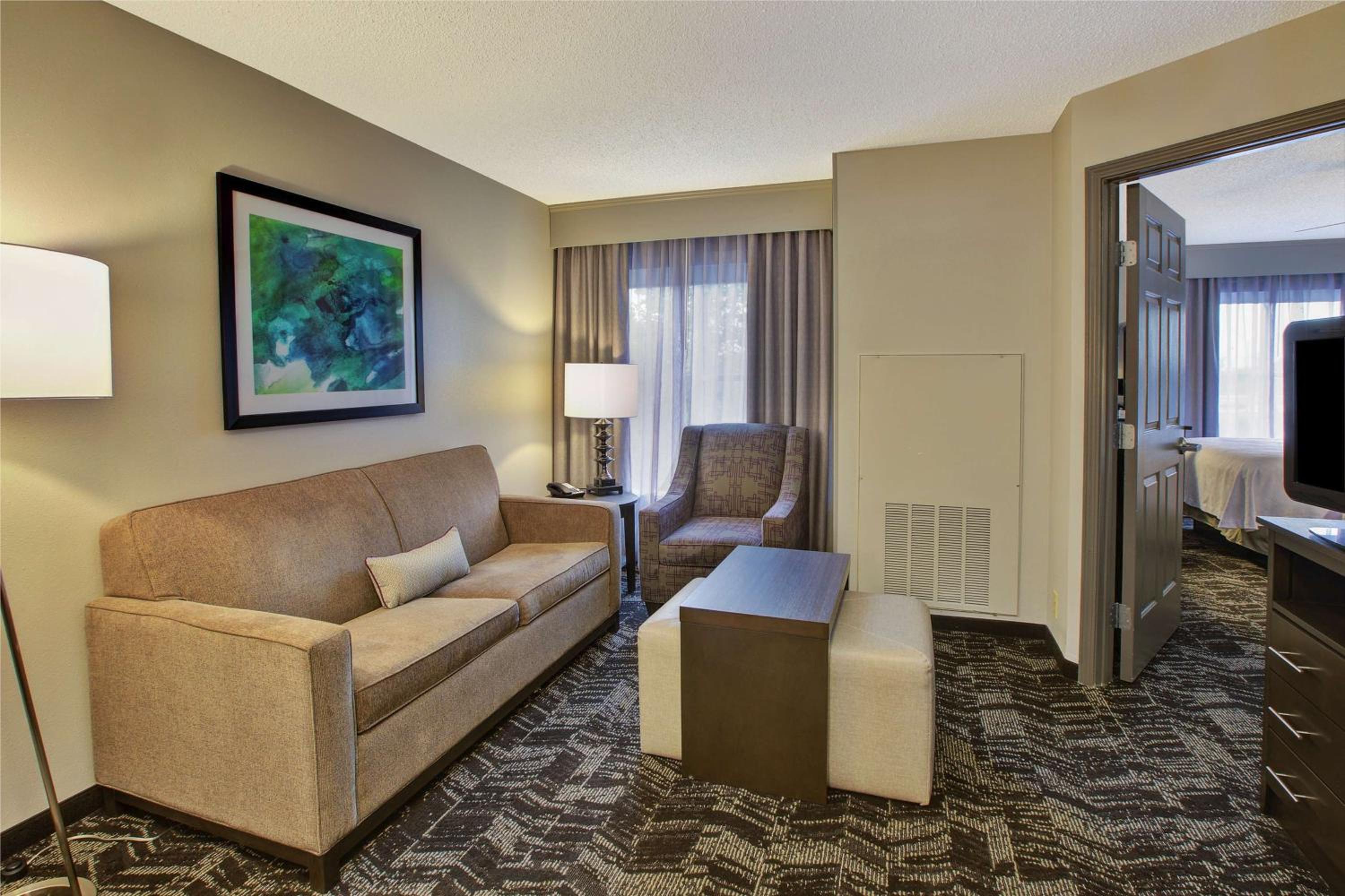 One-Bedroom Suite with Two Double Beds - Non-Smoking - Photo 3