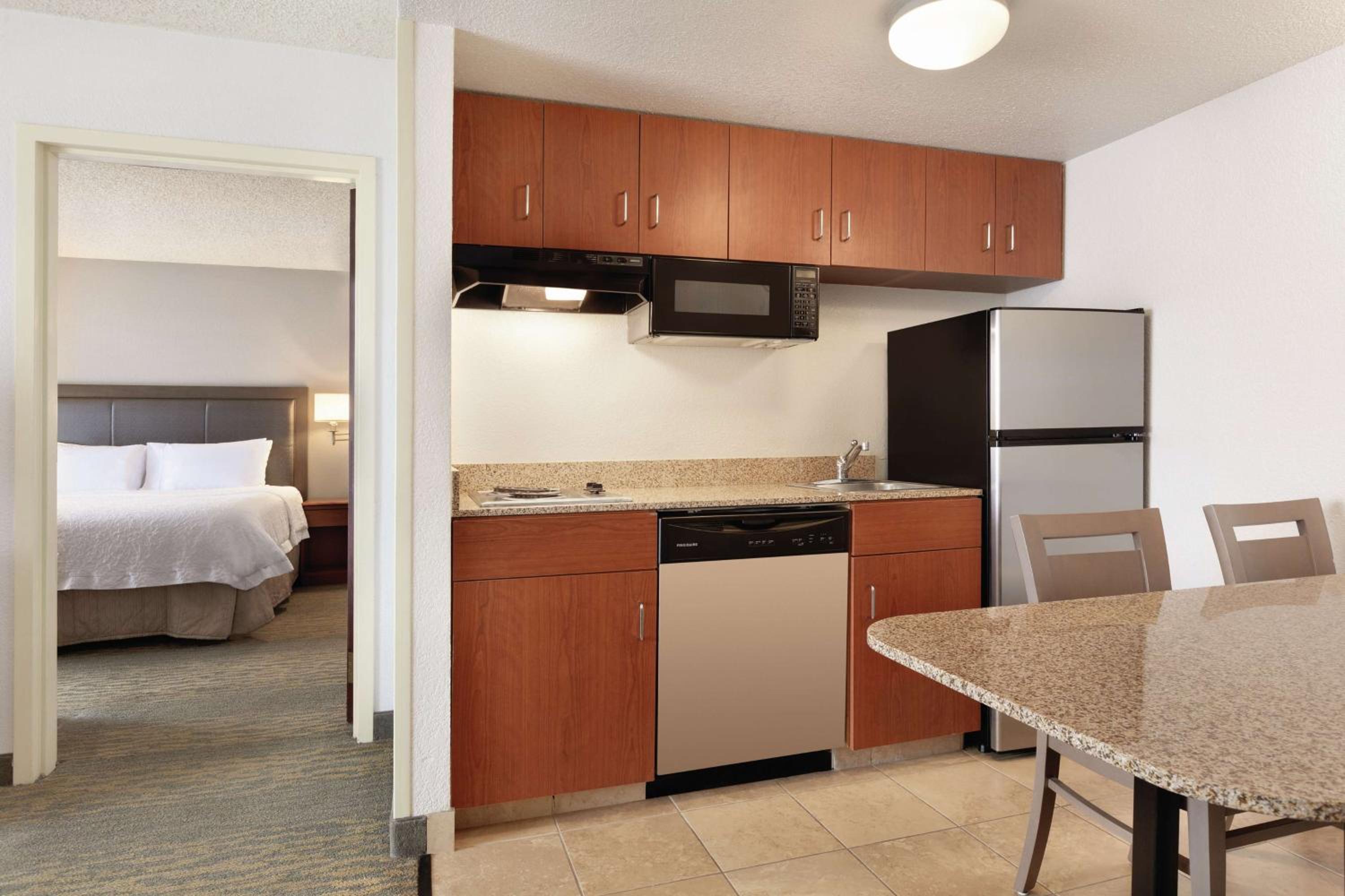 King Suite - Photo 3