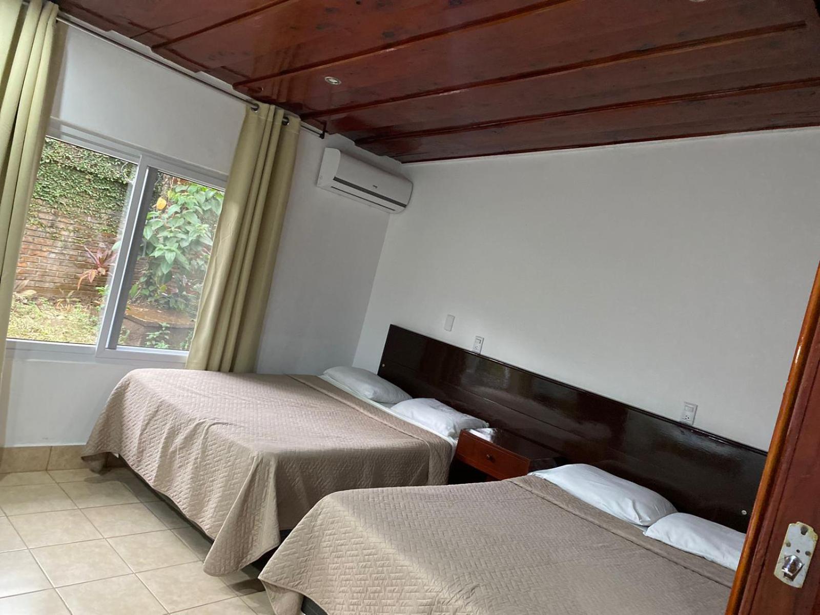 Basic Triple Room photo 1