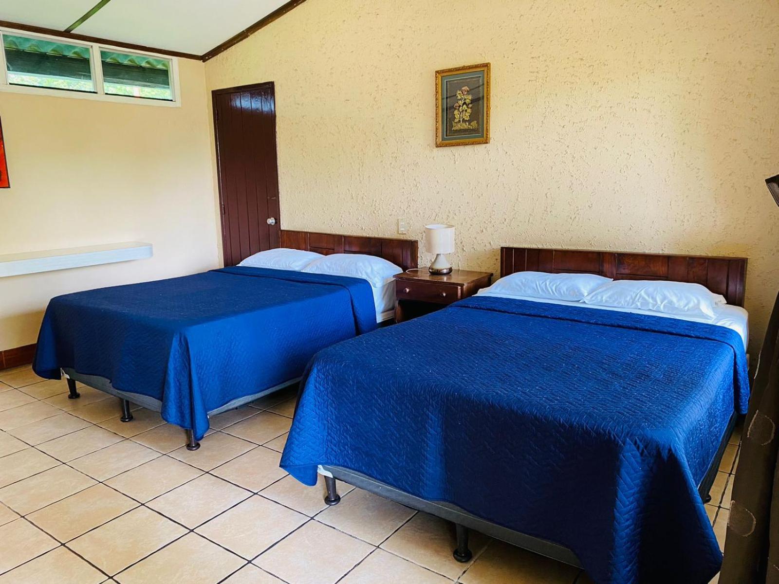 Basic Triple Room photo 2