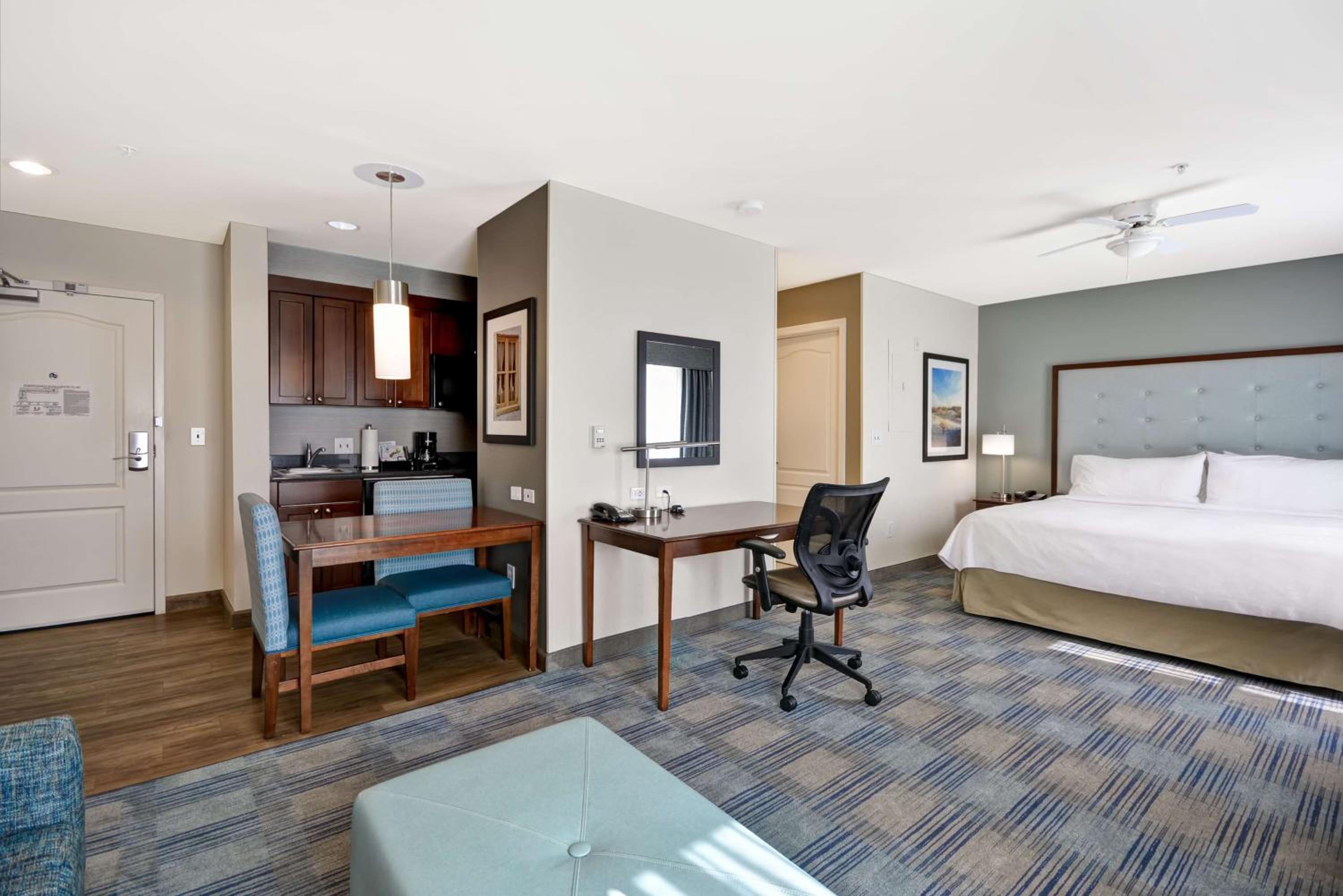 King Studio Suite photo 2