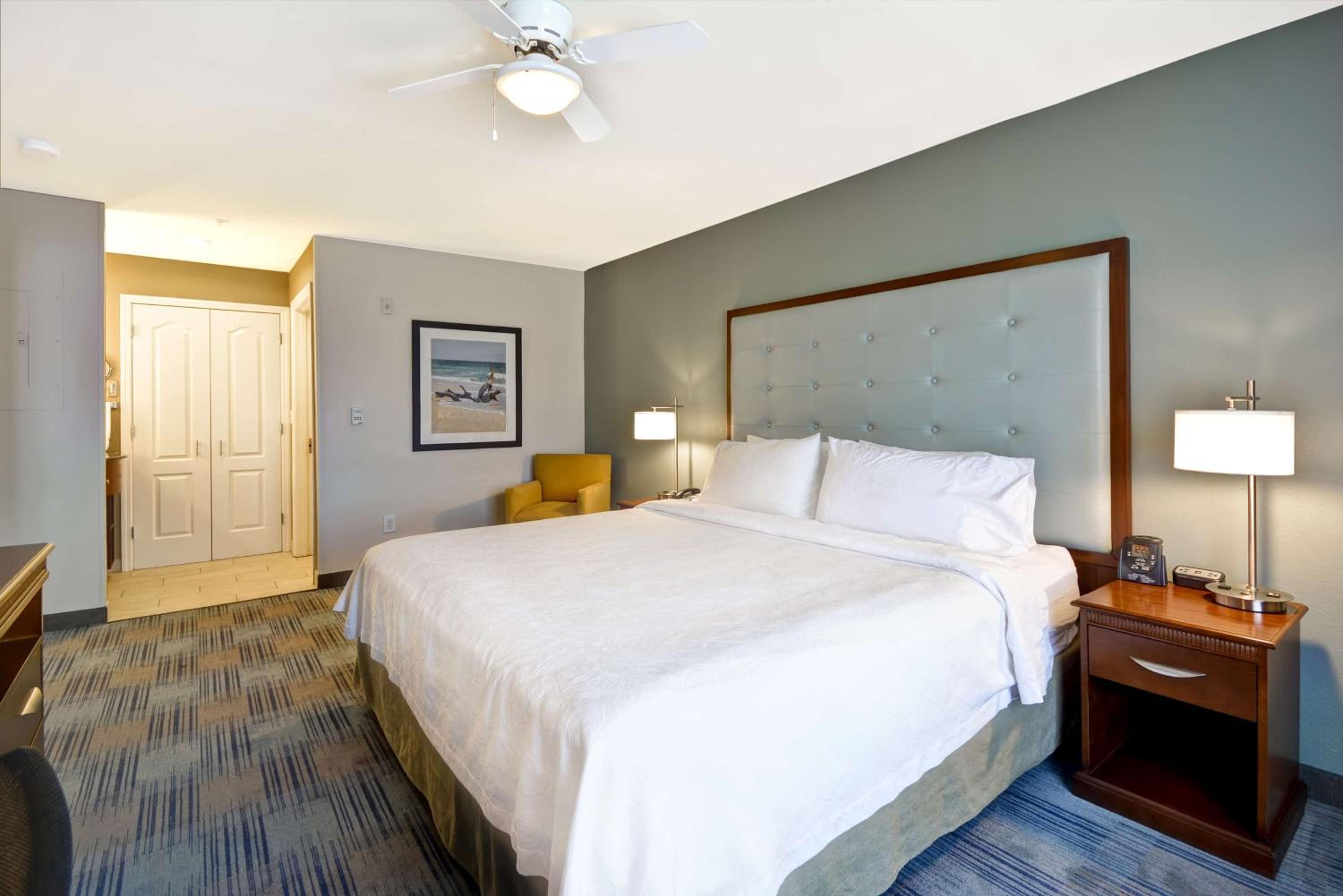 One-Bedroom King Suite