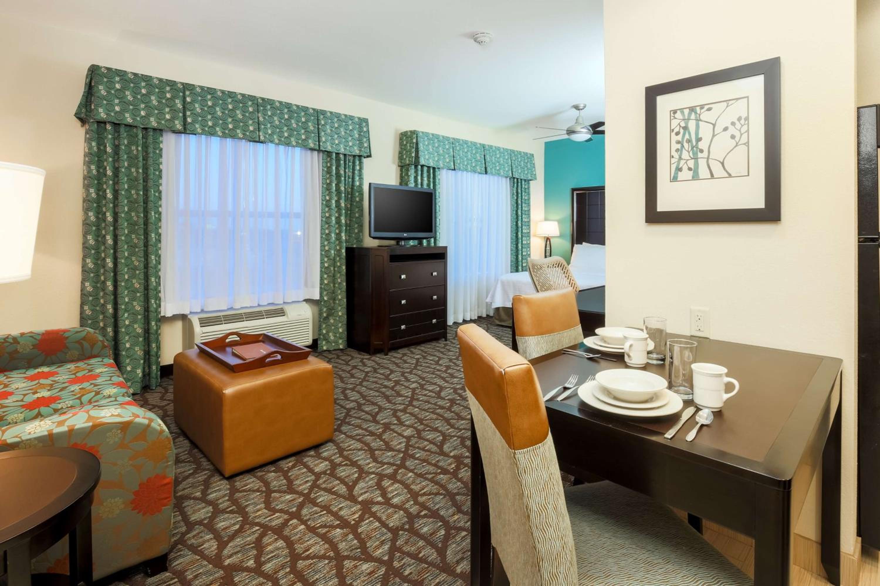 King Studio Suite - Hearing Access/Non-Smoking photo 2