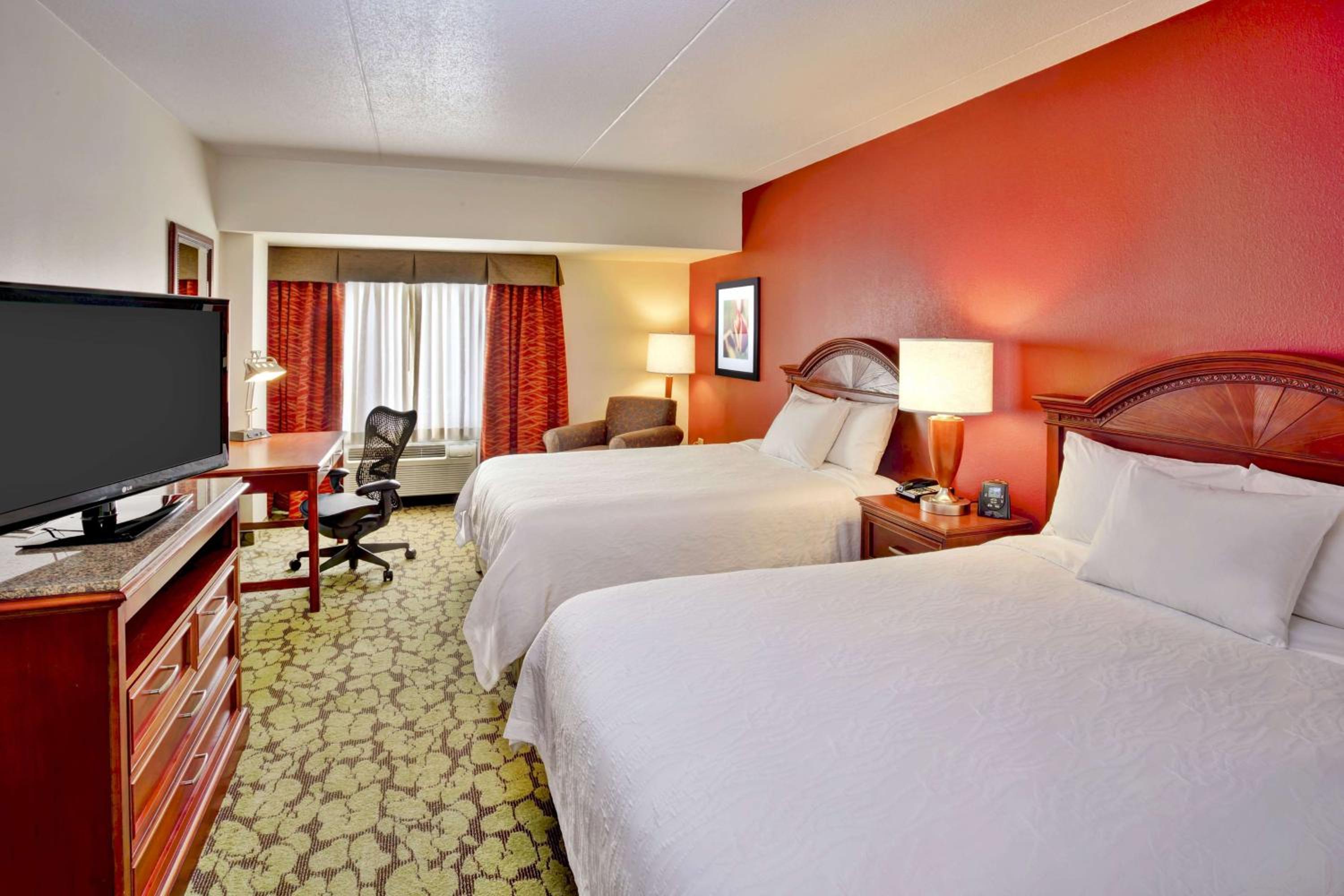 Queen Room with Two Queen Beds - Photo 1