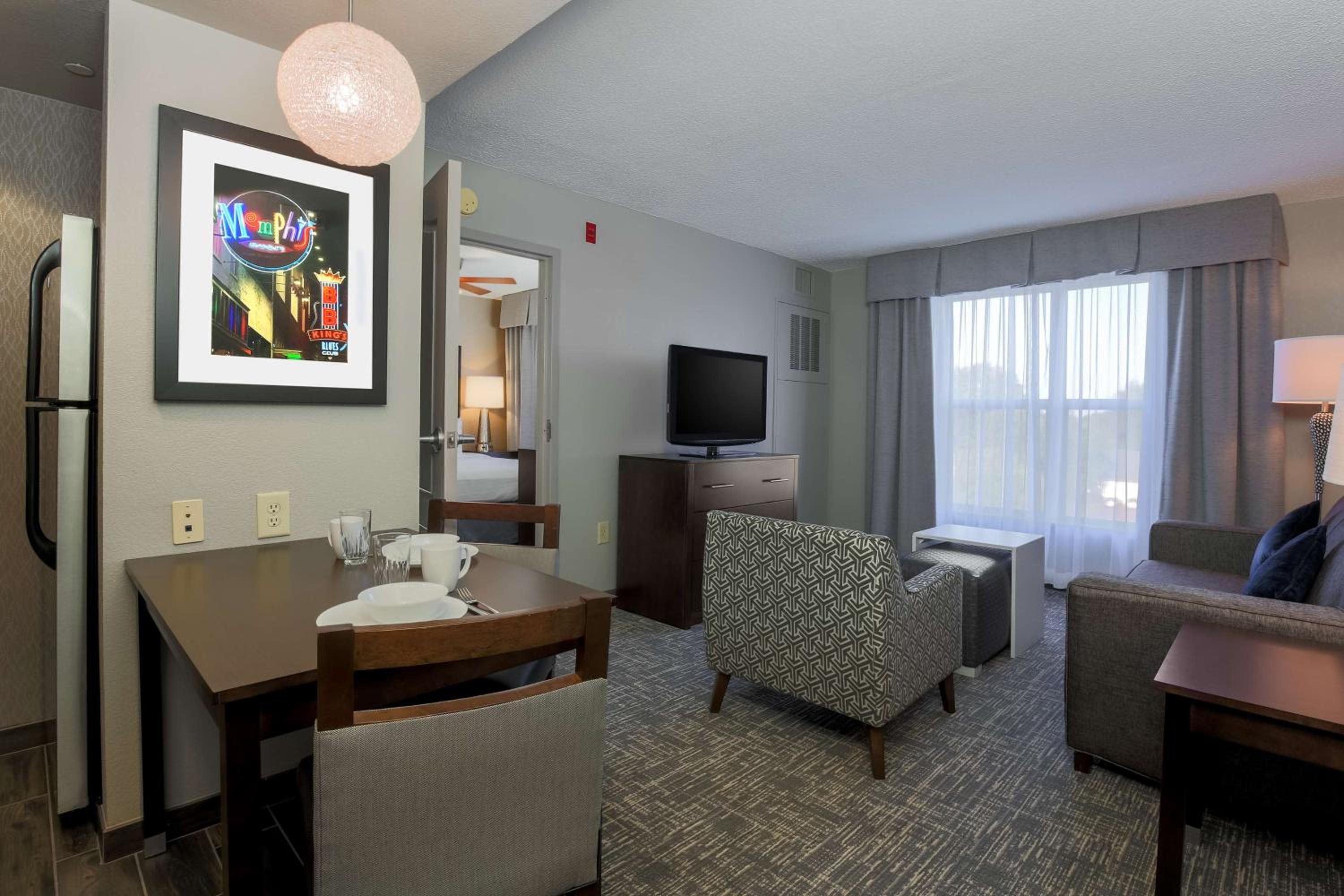 One-Bedroom King Suite - Non-Smoking - Photo 1