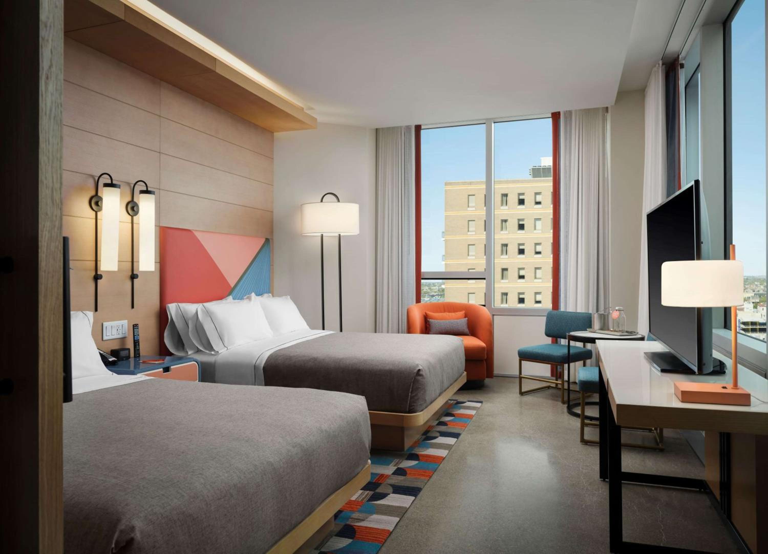 Queen Room with Two Queen Beds - Photo 2