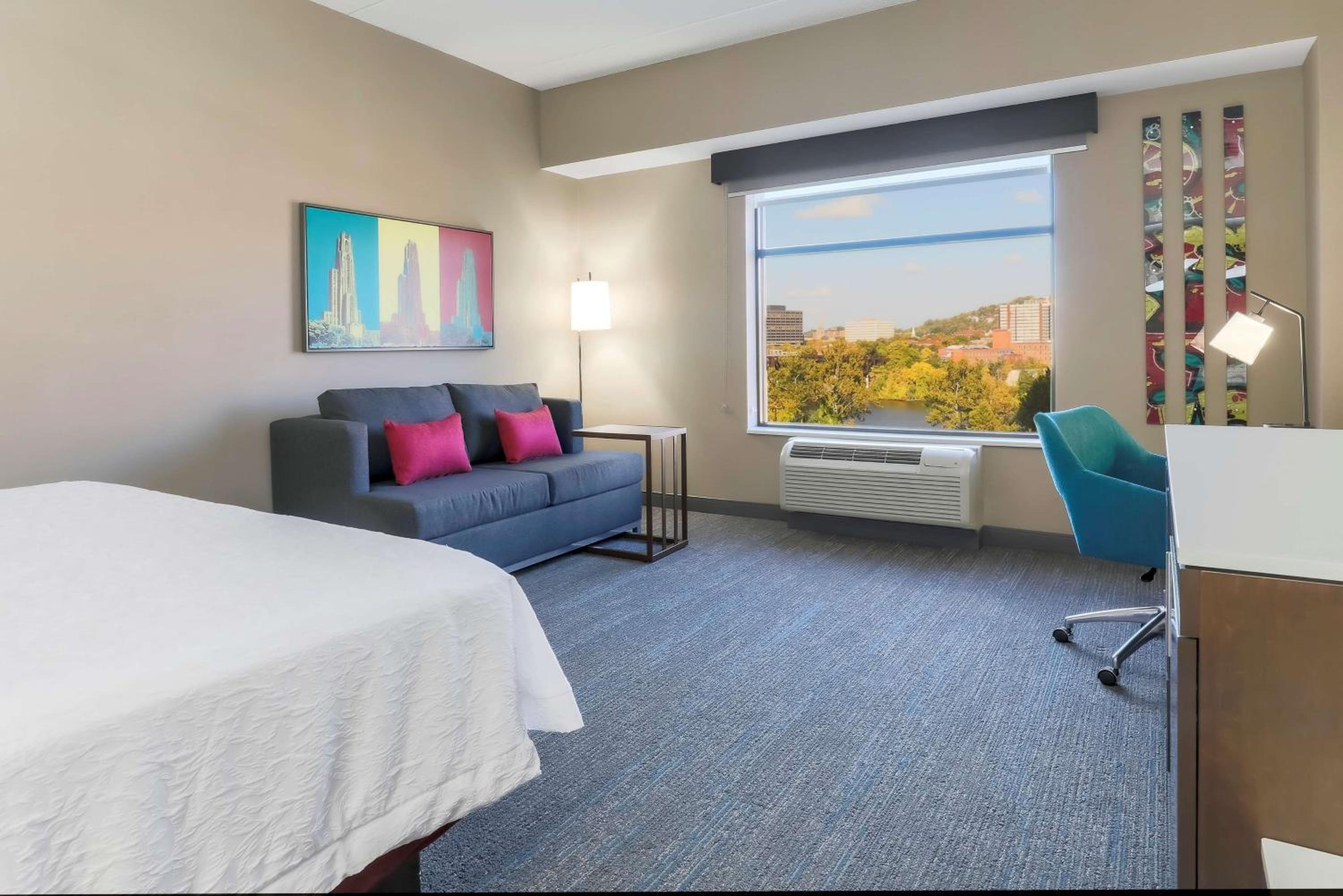 Standard King Room - Photo 4