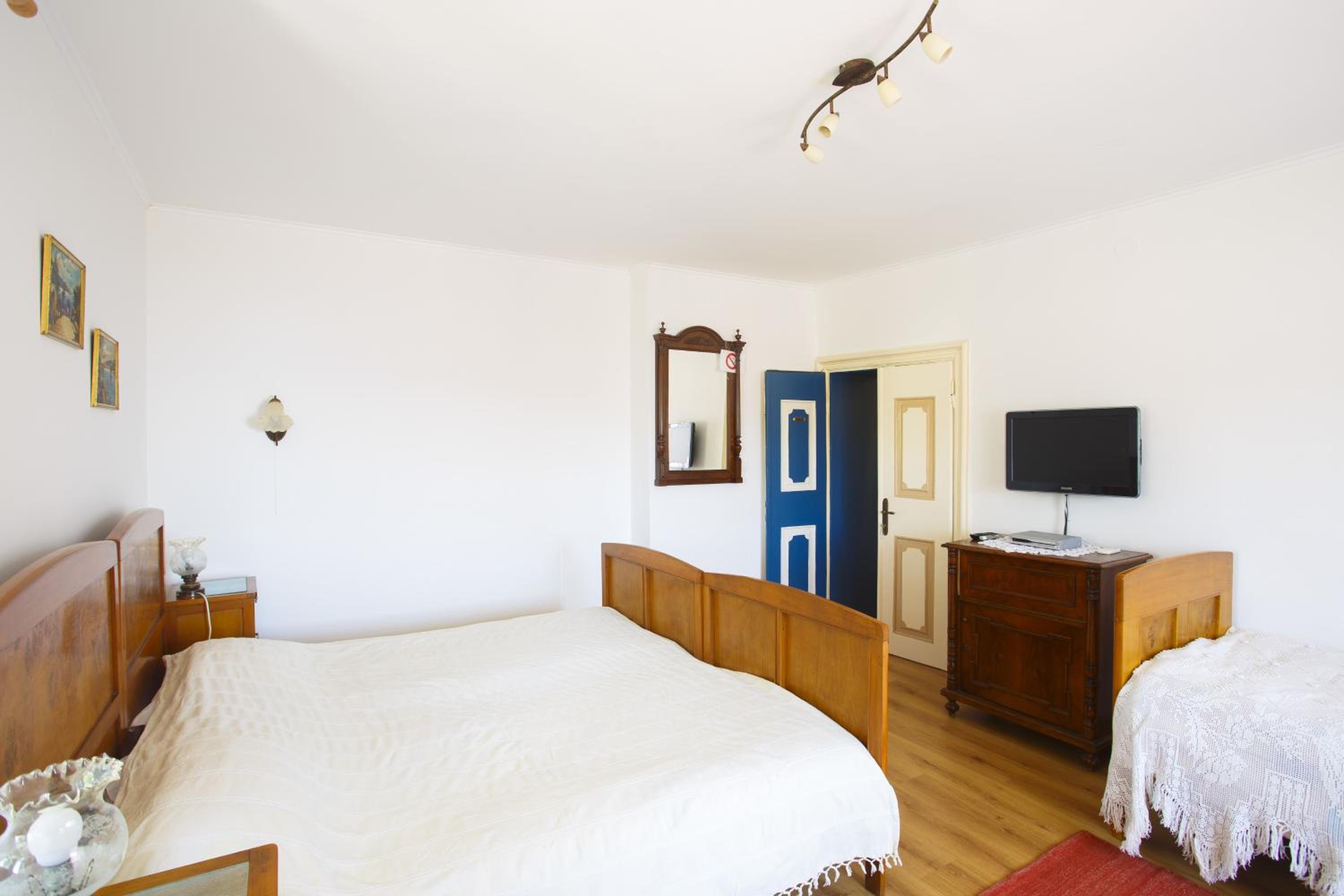 Triple Room with Private External Bathroom photo 3