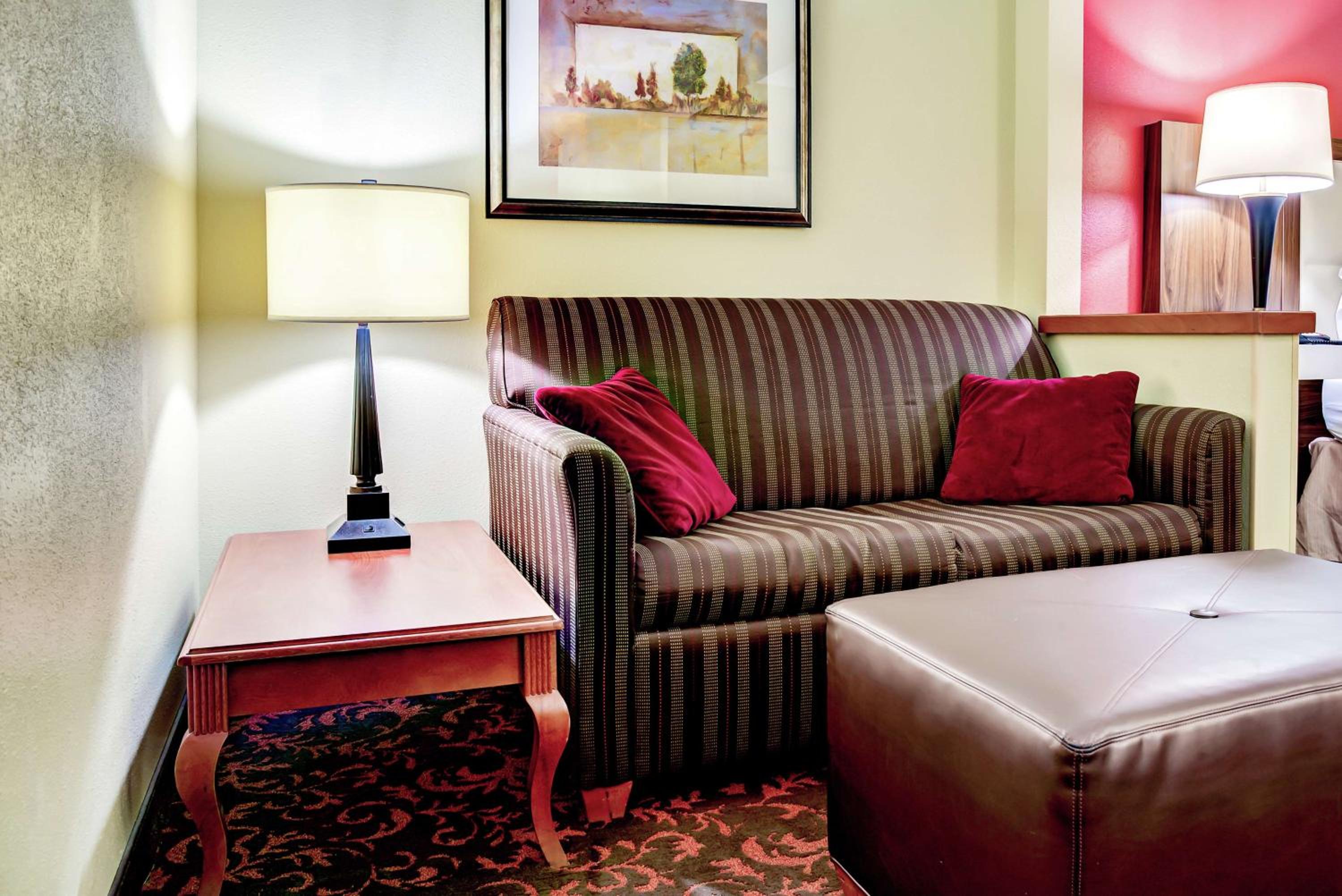 King Room with Sofa Bed and Study - Non-Smoking