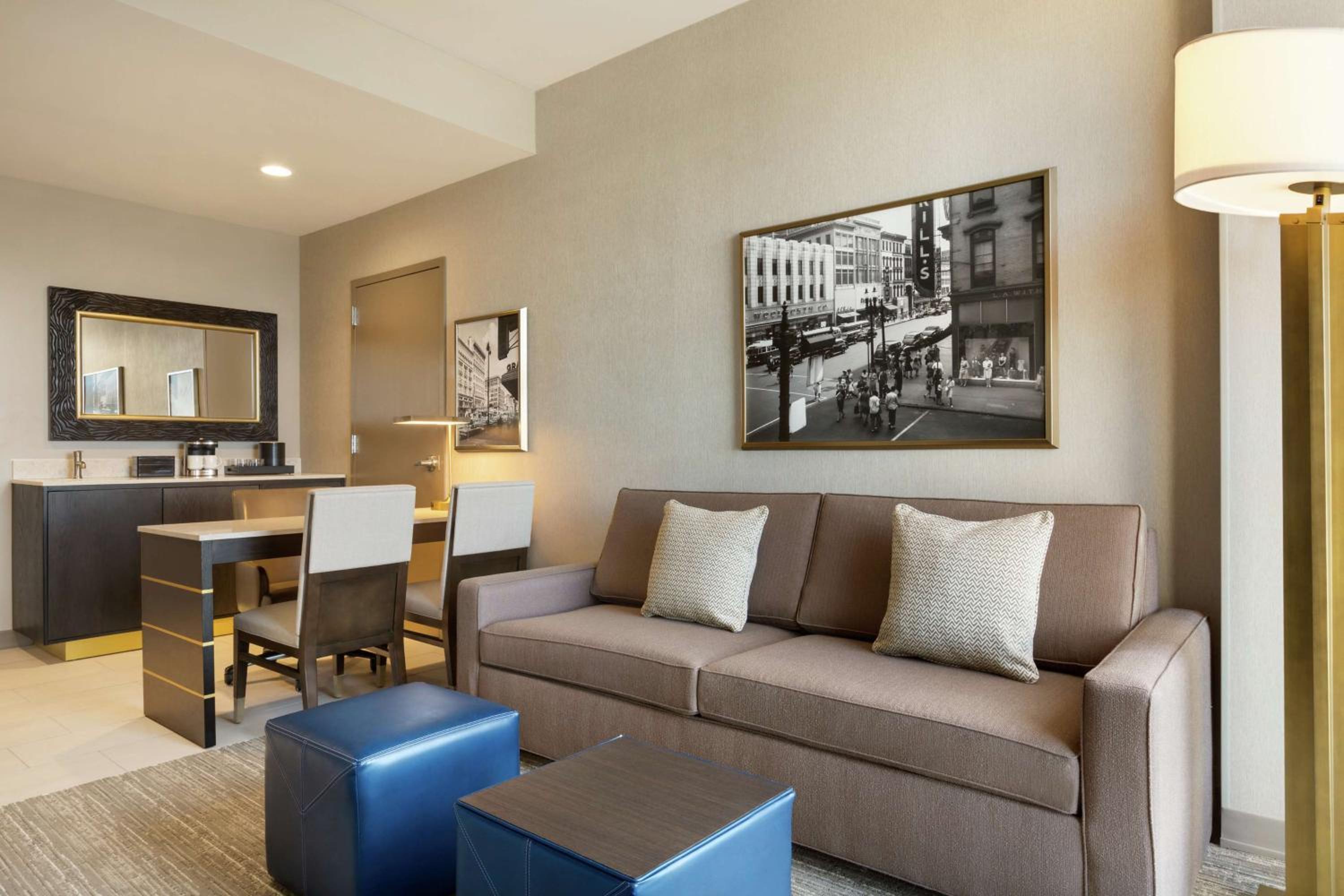 Two-Room Queen Suite with Two Queen Beds - Hearing Access