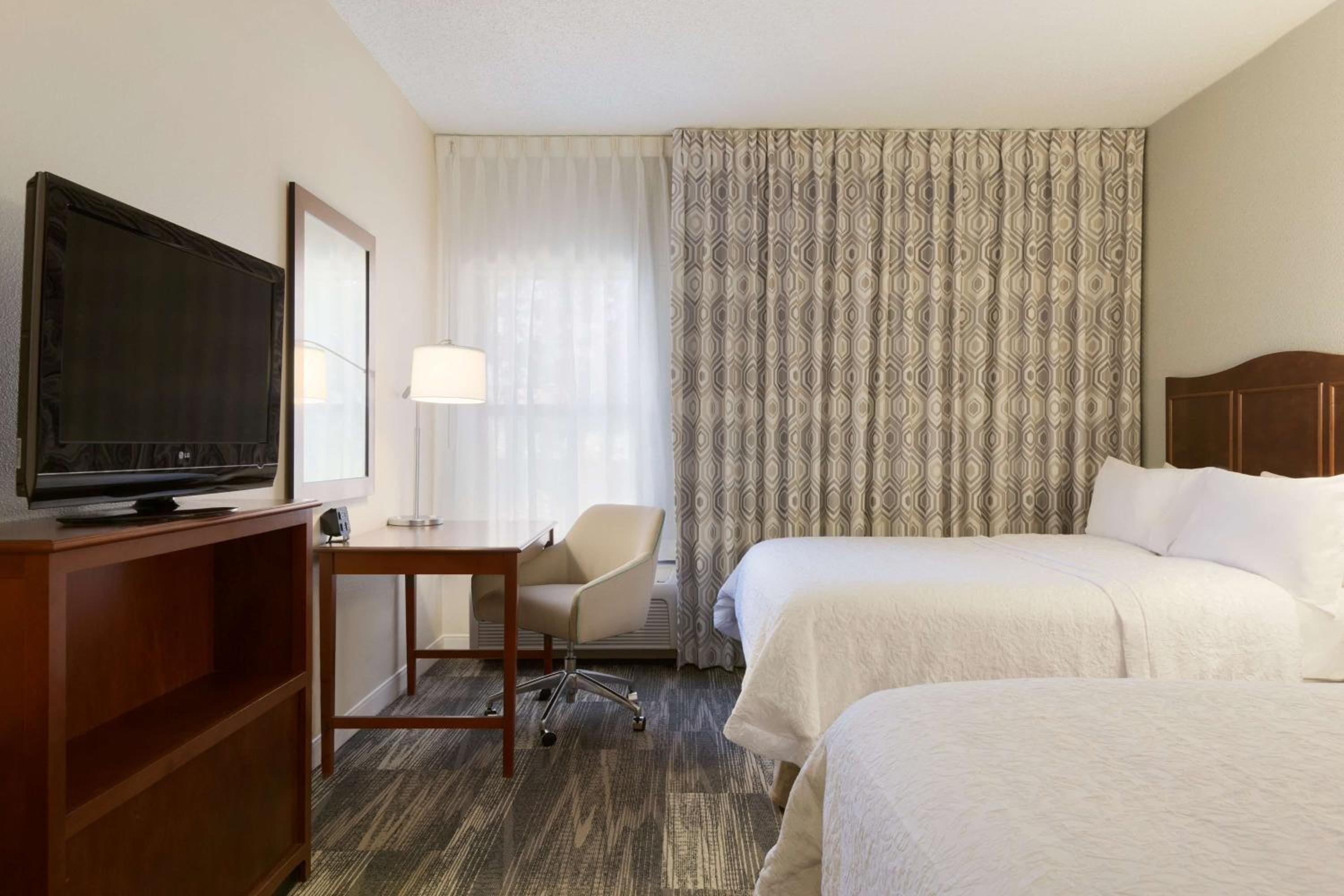 Room with Two Queen Beds - Non-Smoking - Photo 1