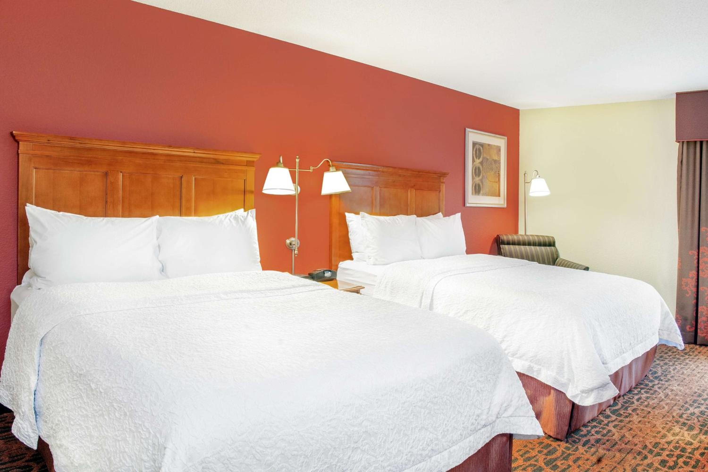 Room with Two Queen Beds - Non-Smoking - Photo 1