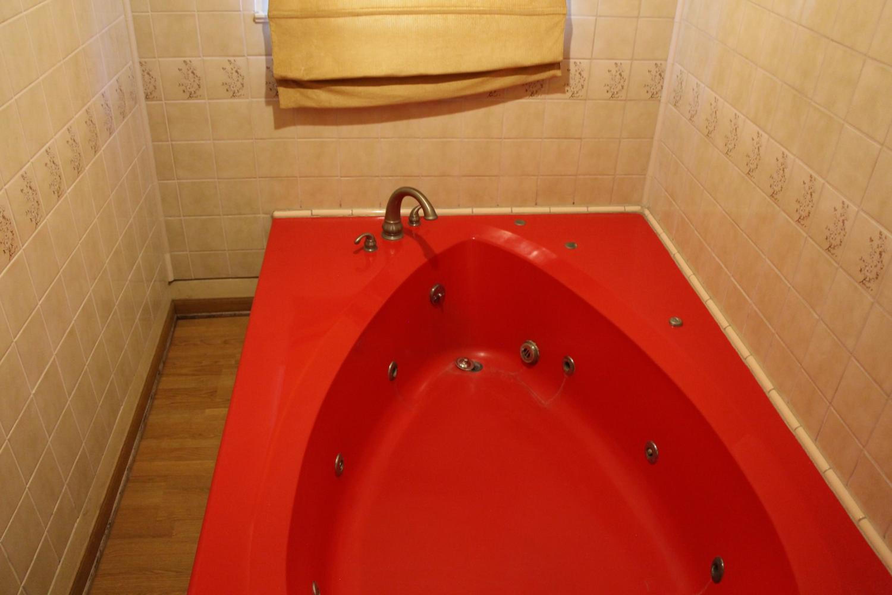 Queen Room with Spa Bath photo 2
