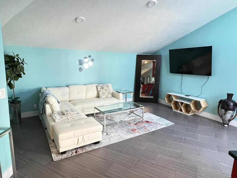 Four-Bedroom House photo 1