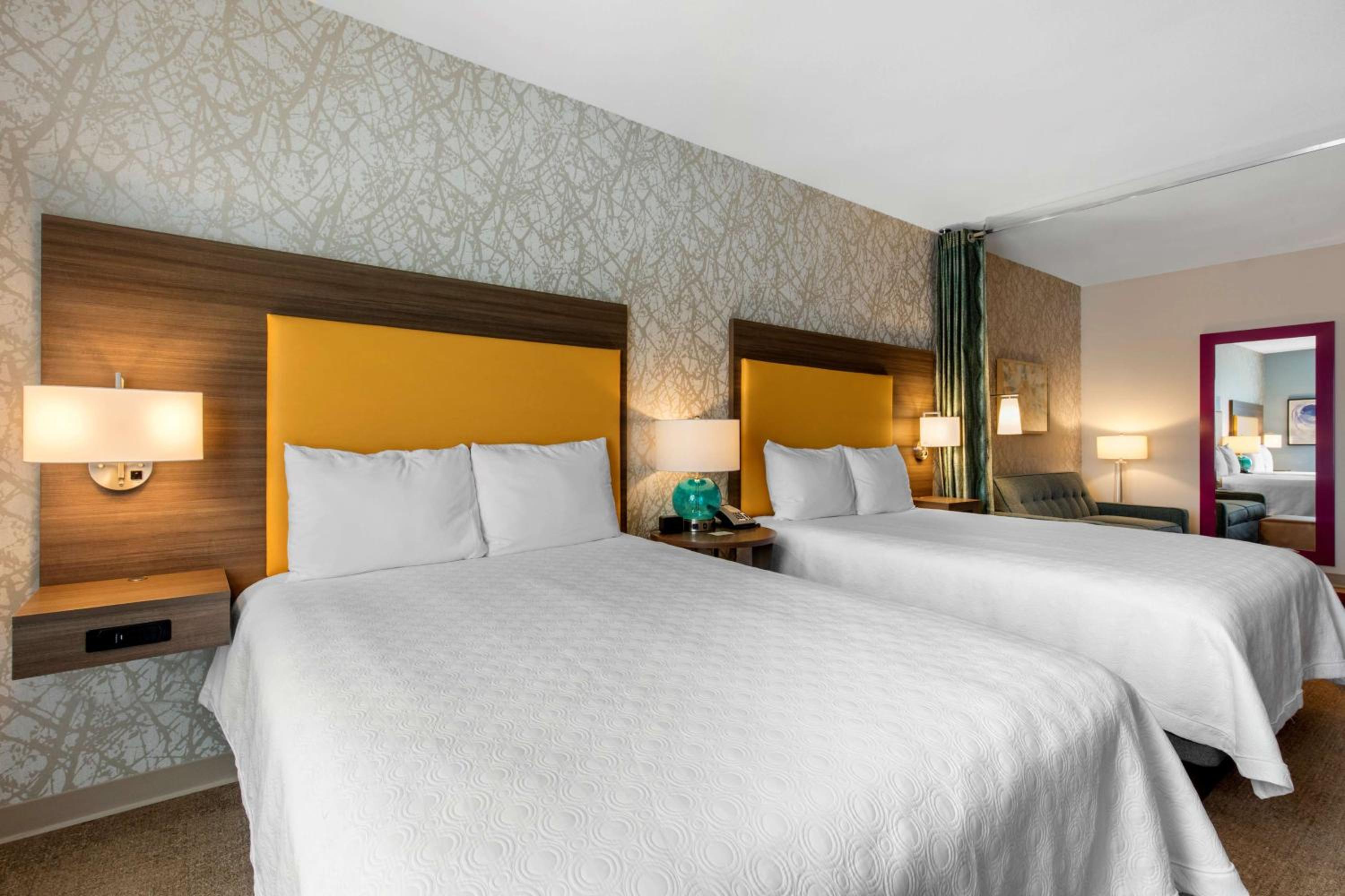 Studio Suite with Two Queen Beds - Hearing Access/Non-Smoking