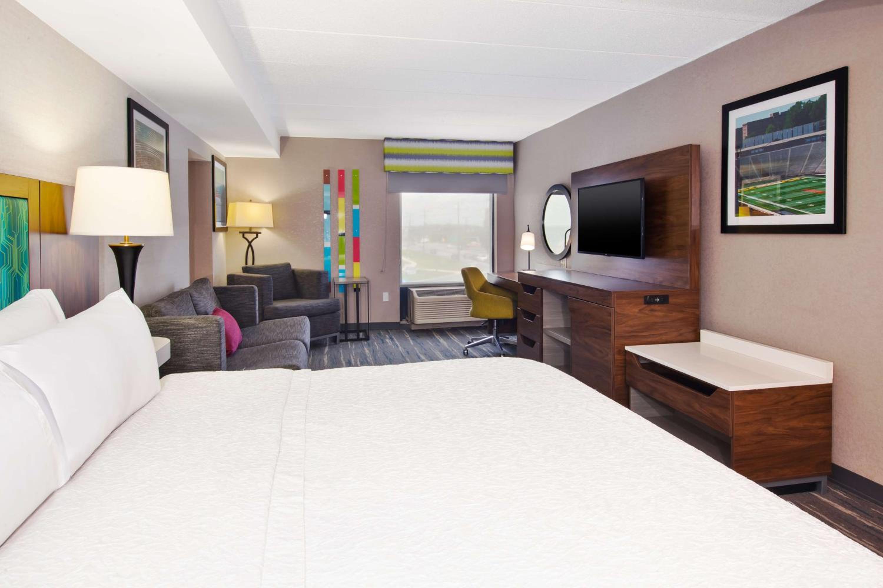 King Room with Spa Bath - Photo 5