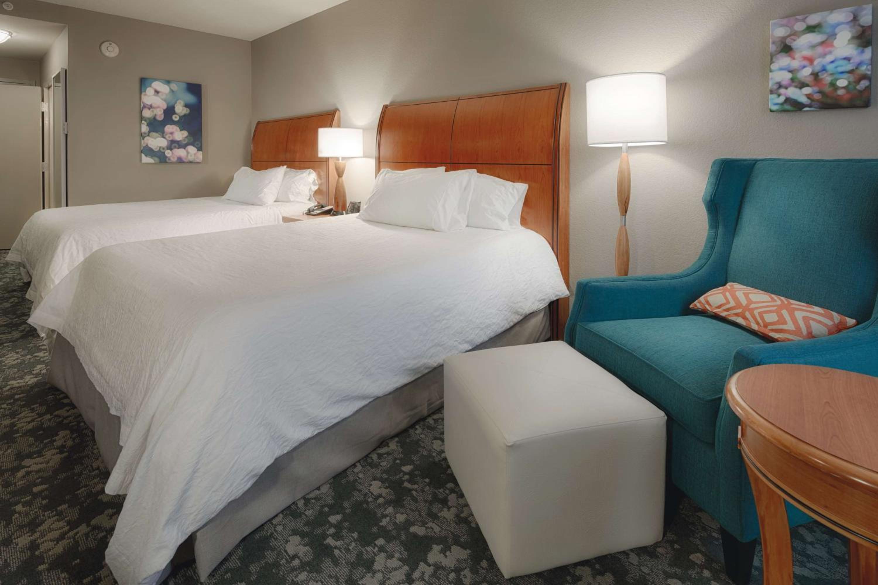 Queen Room with Two Queen Beds - Photo 1