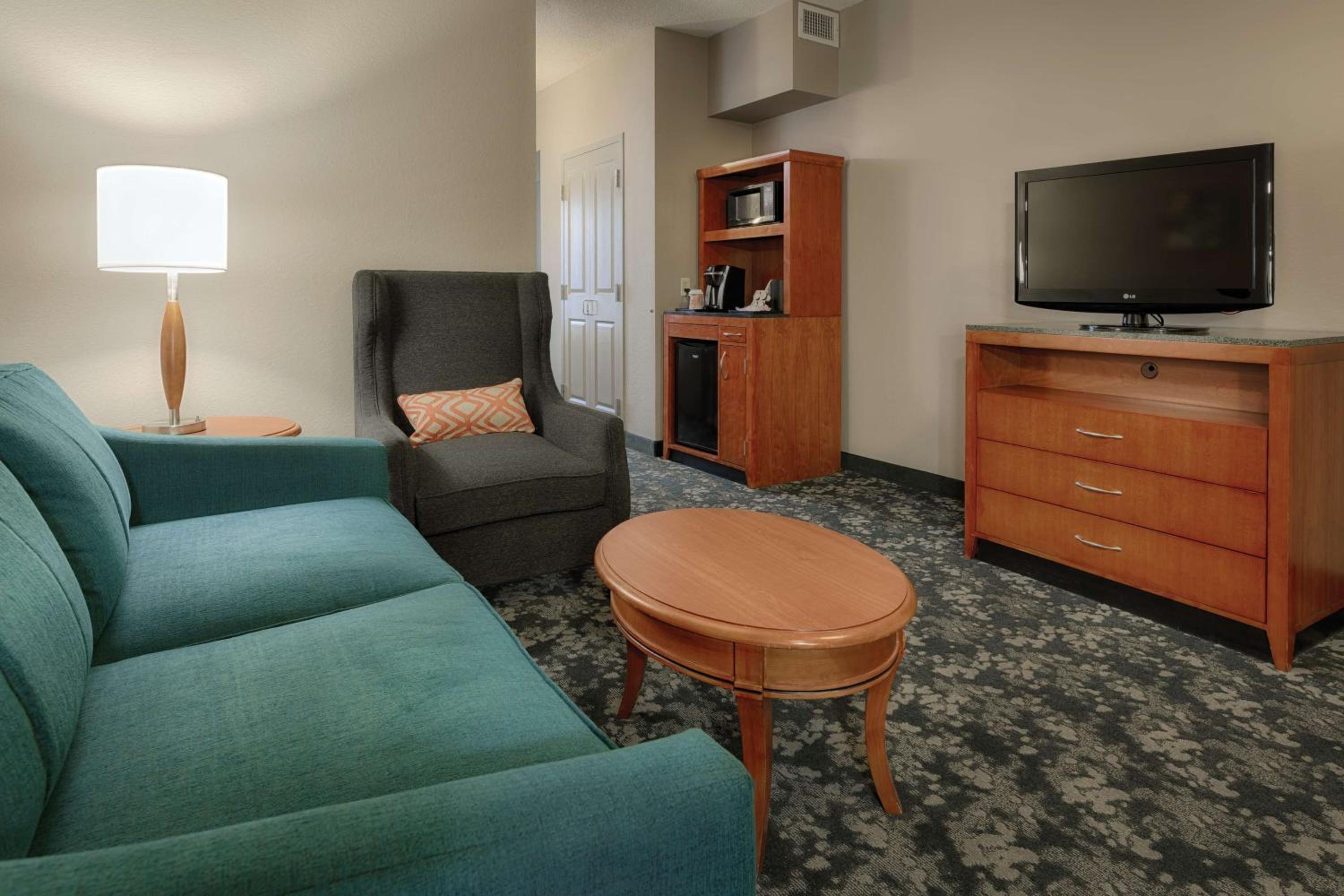 One-Bedroom King Suite with Sofa Bed - Photo 1