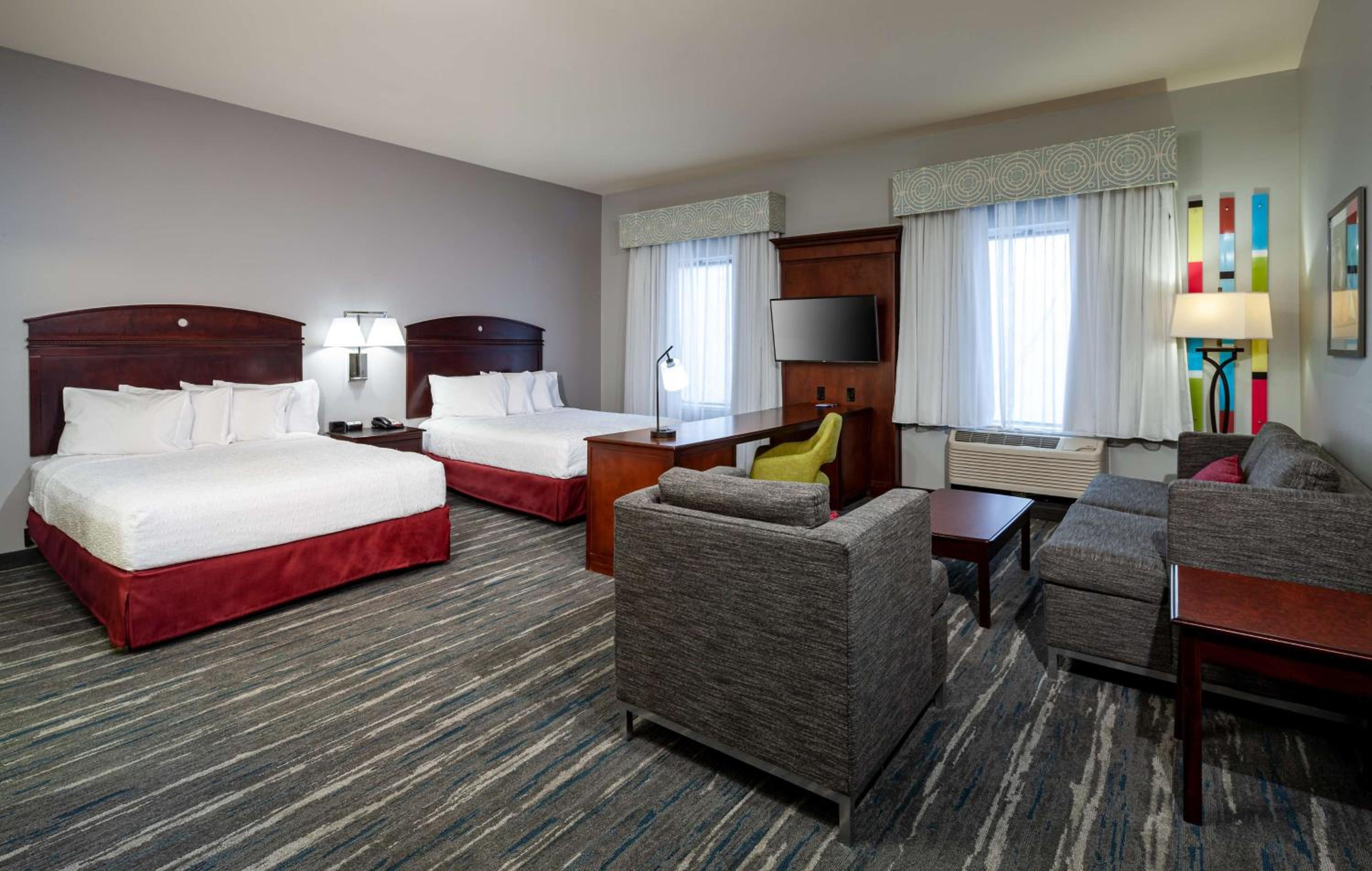 Queen Studio Suite with Two Queen Beds - Non-Smoking - Photo 1