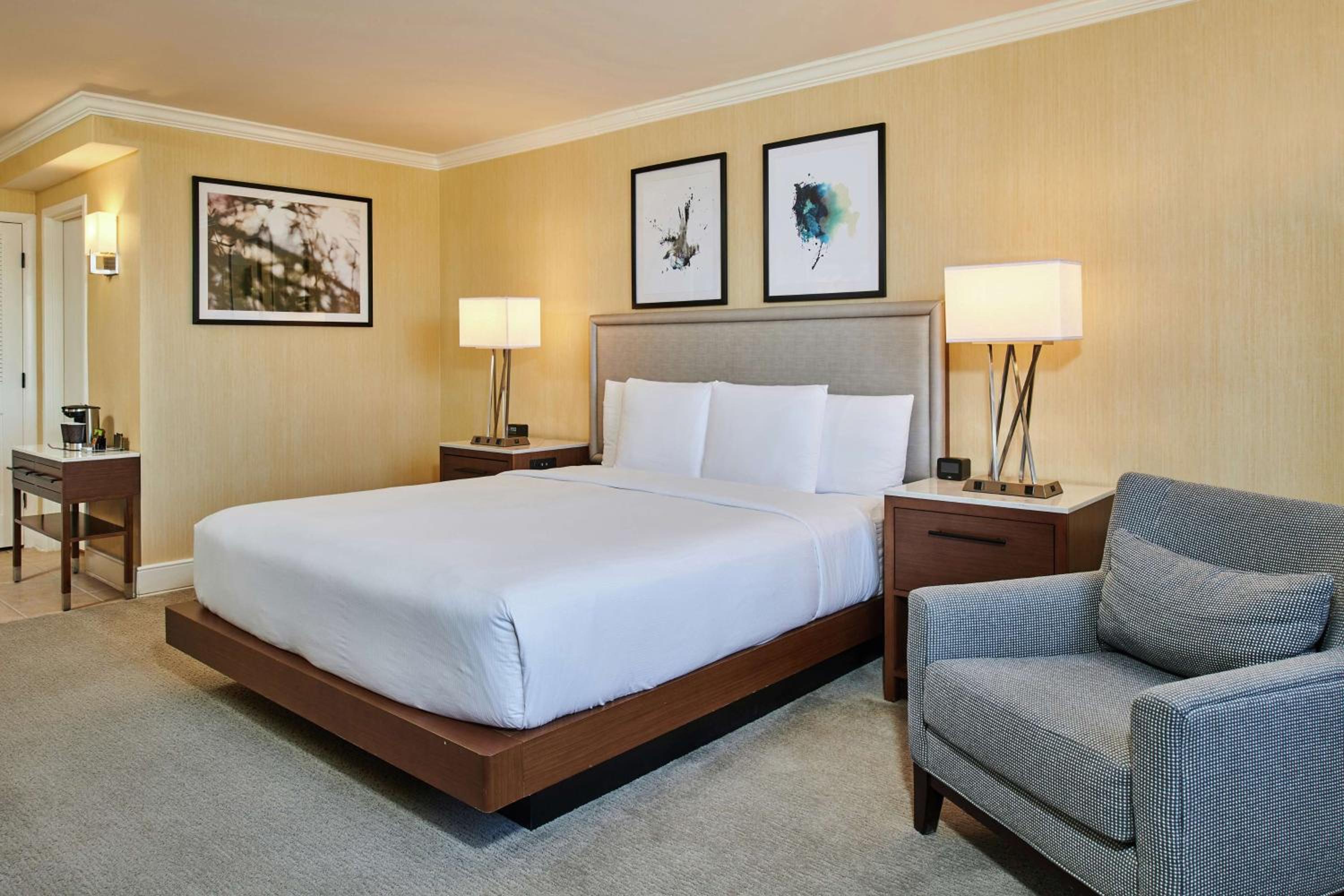 King Room at DoubleTree by Hilton Hotel Salt Lake City Airport in Salt Lake City