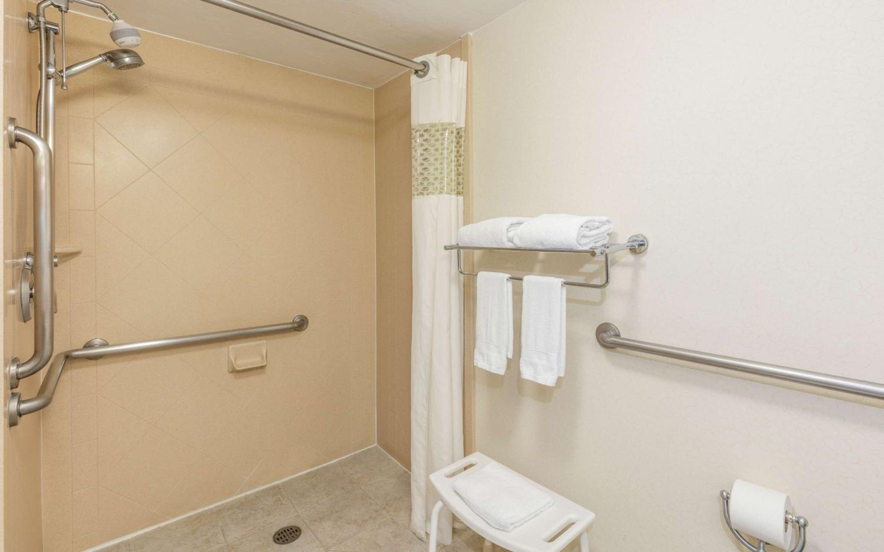 King Room - Disability Access/Non-Smoking photo 2