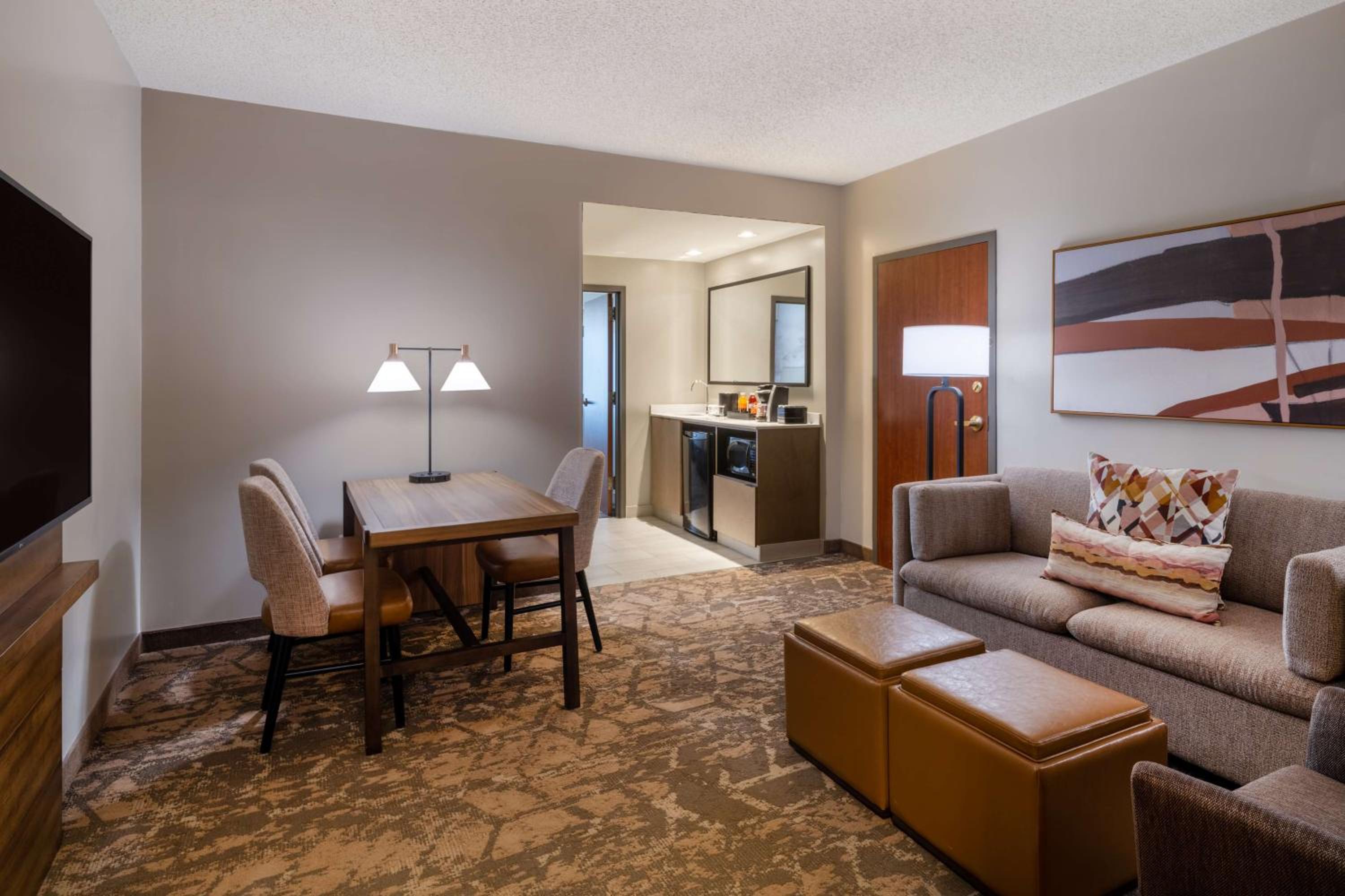 Premium King Suite