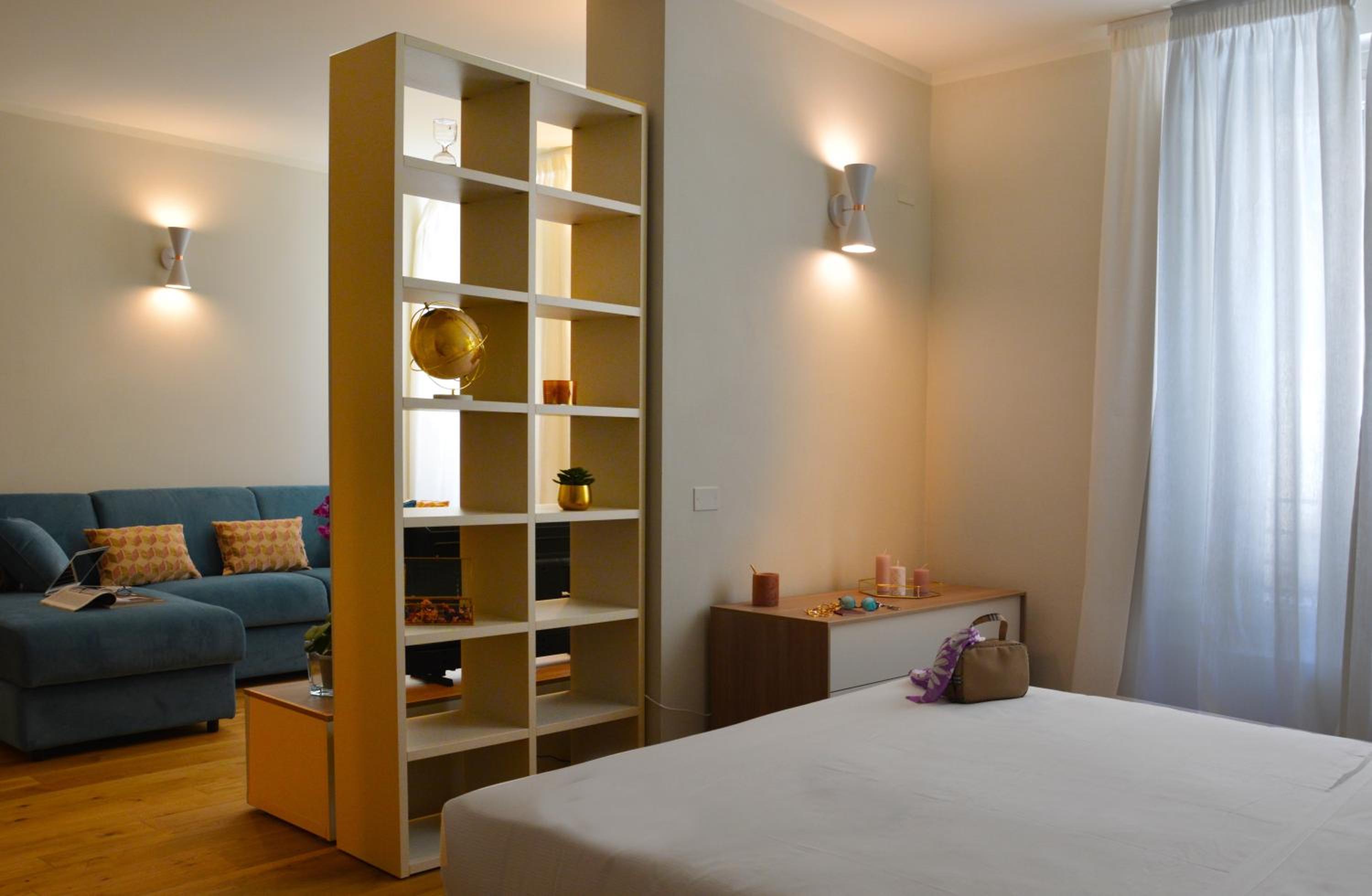Large One-Bedroom Apartment photo 1