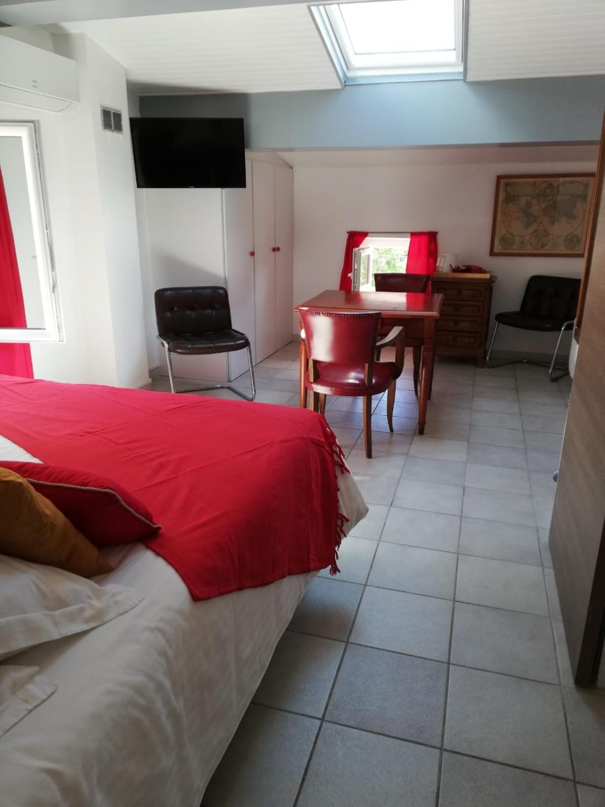 Comfort Triple Room - Photo 6