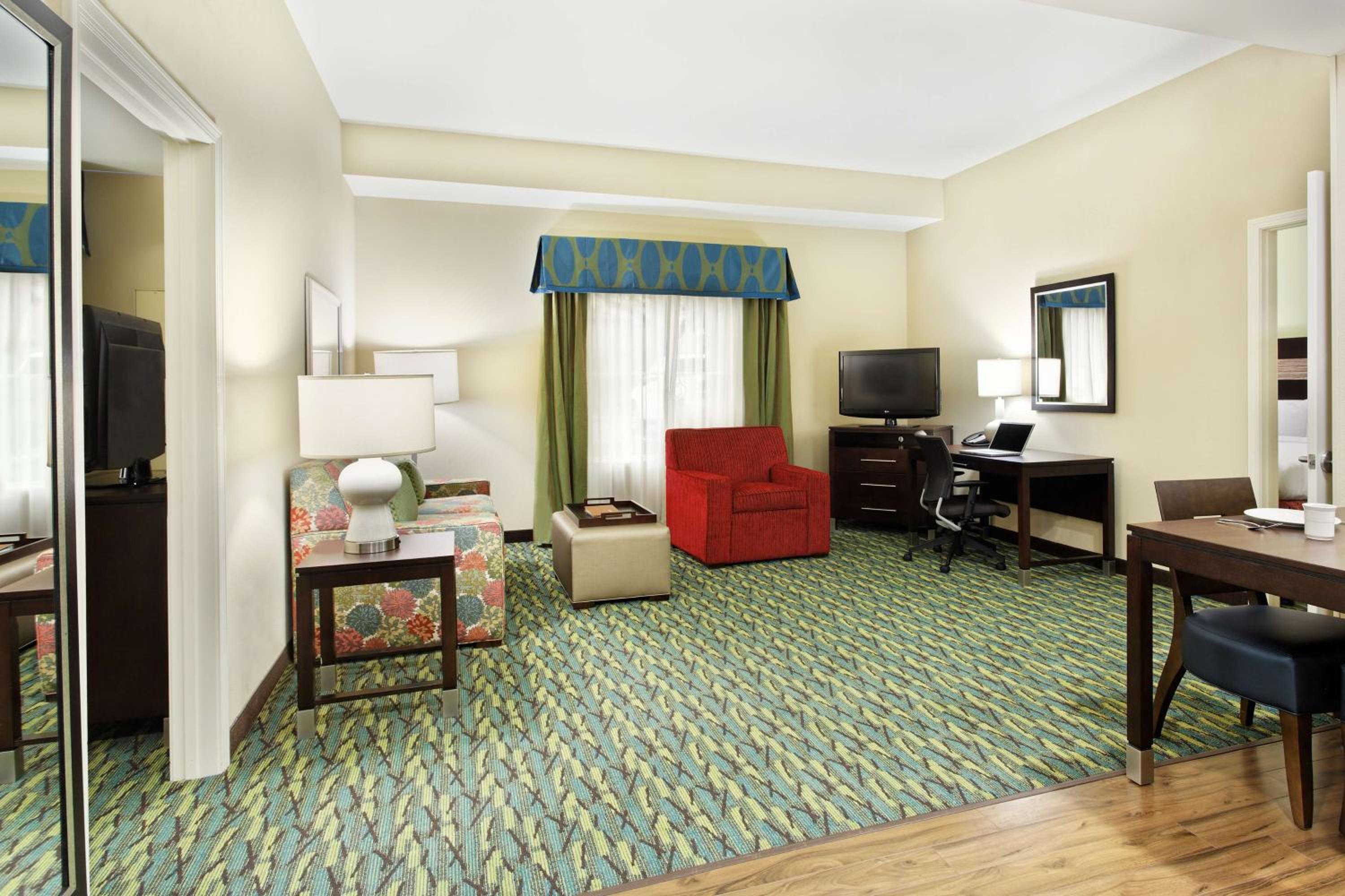 Studio, 1 King Bed, Accessible, Bathtub (Mobility & Hearing)