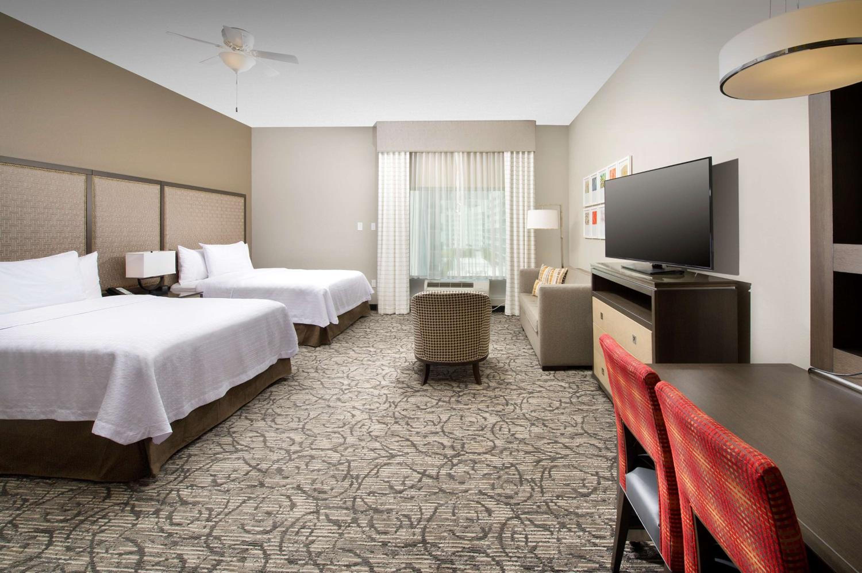 Queen Studio with Two Queen Beds - Mobility and Hearing Access/Non-Smoking