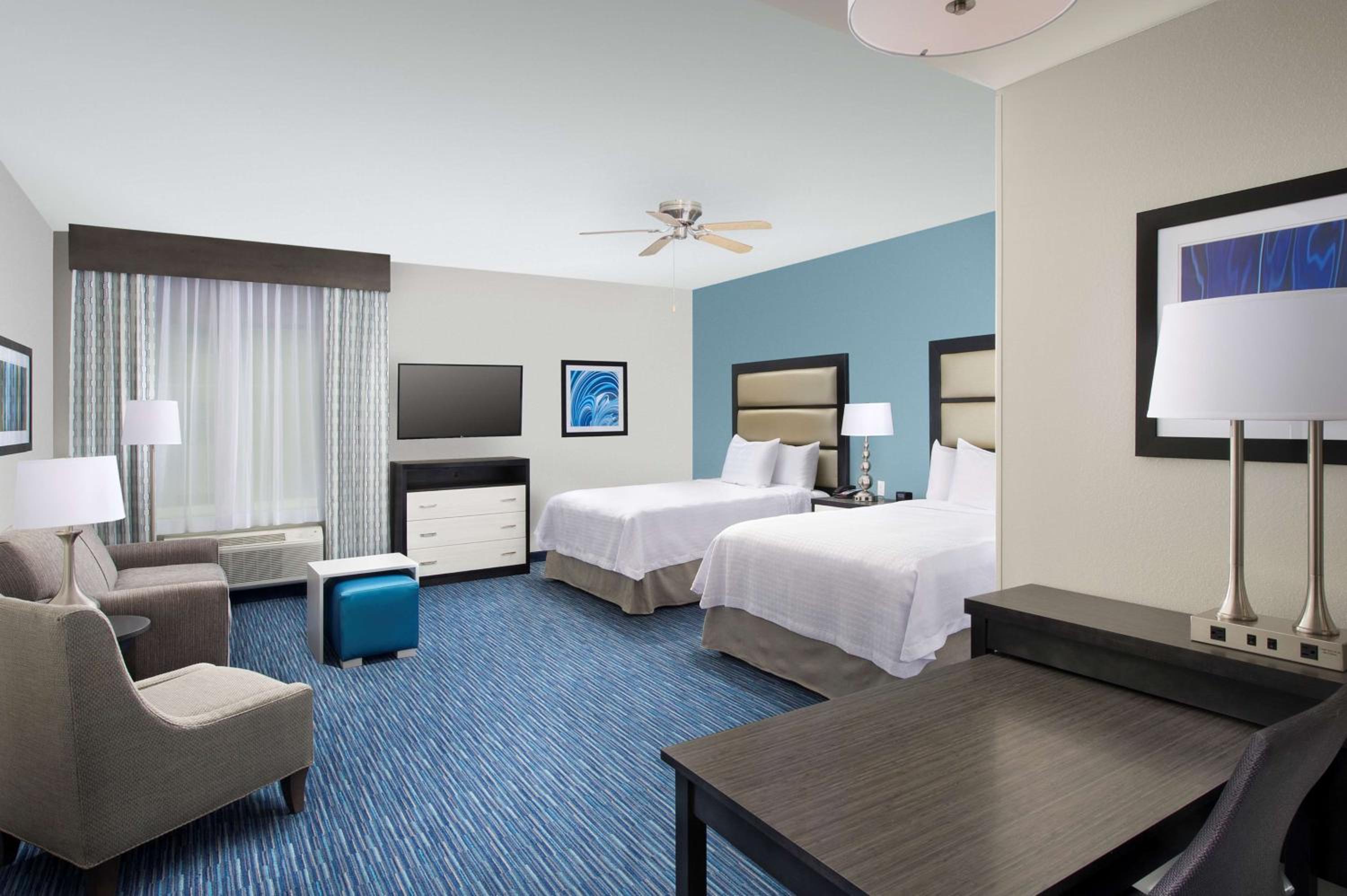 Queen Studio with Two Queen Beds - Non-Smoking